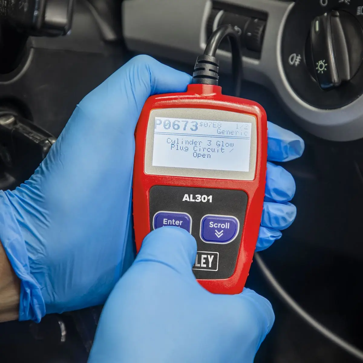 Autel OBD II & CAN Code Reader - Image 6