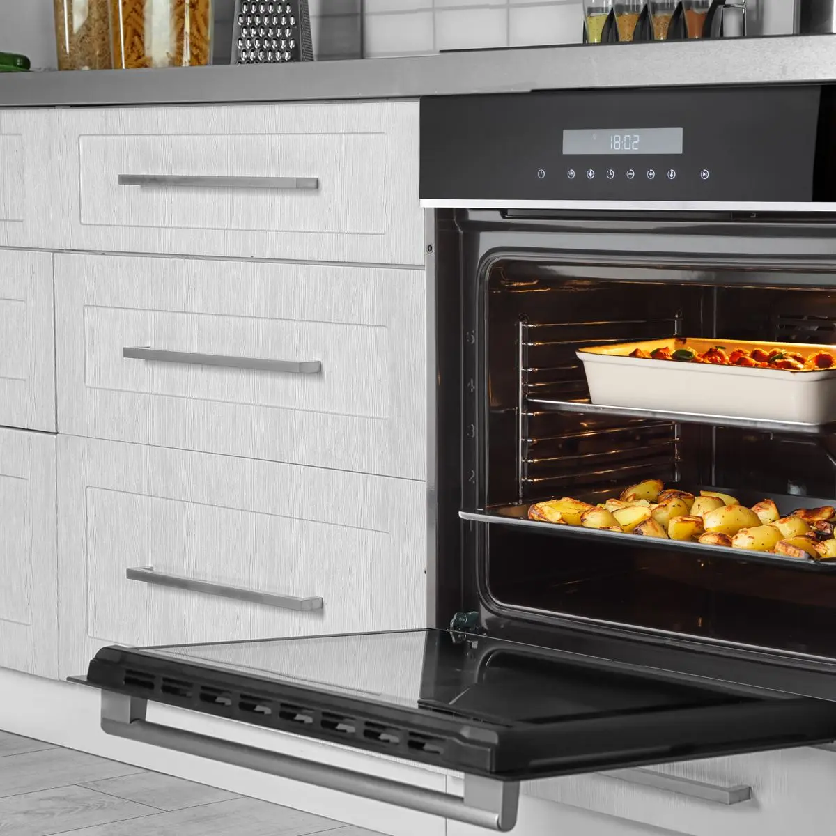 Baridi 60cm Built-In Fan Assisted, Single, Integrated 10 Function Electric Oven, Touchscreen Controls, 72L Capacity, Black/Stainless Steel - Image 8