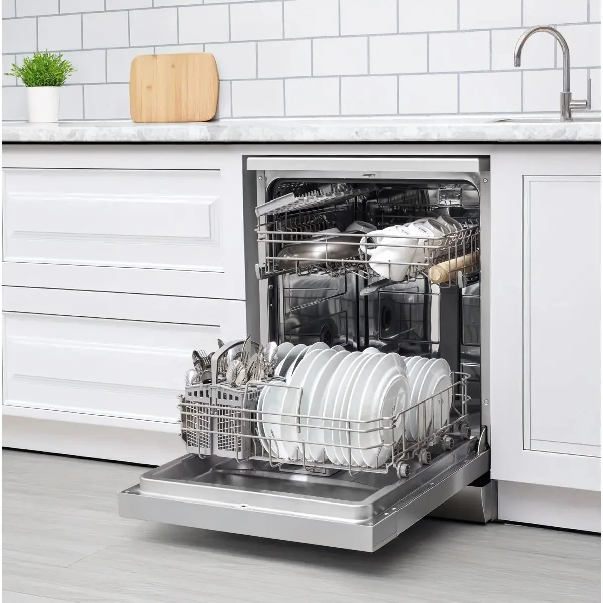 Baridi Regular Sized Freestanding Dishwasher 60cm Wide 13 Place Settings - Silver - Image 9