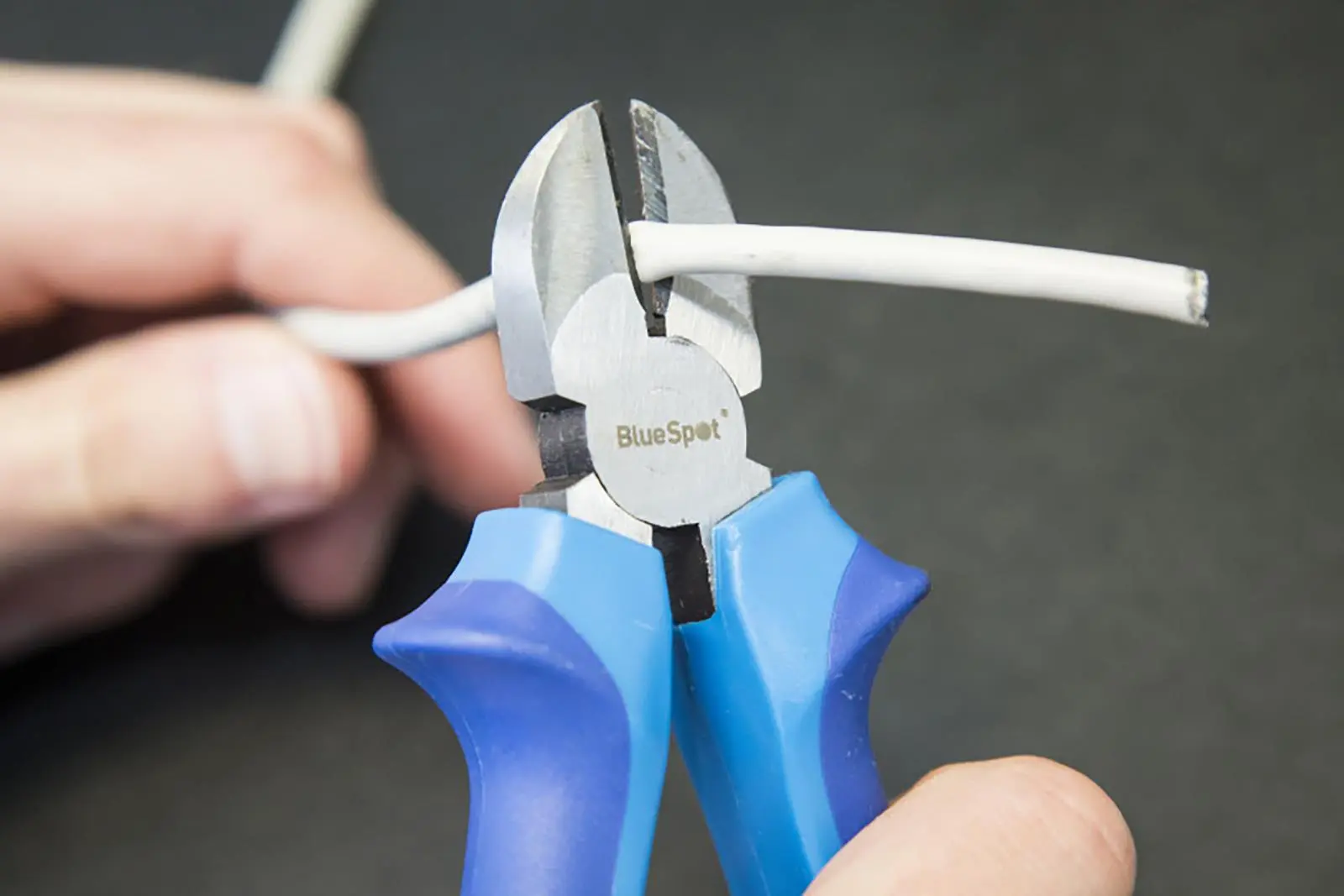 BlueSpot Side Cutting Pliers 150mm 6" Soft Grip Handle - Image 4