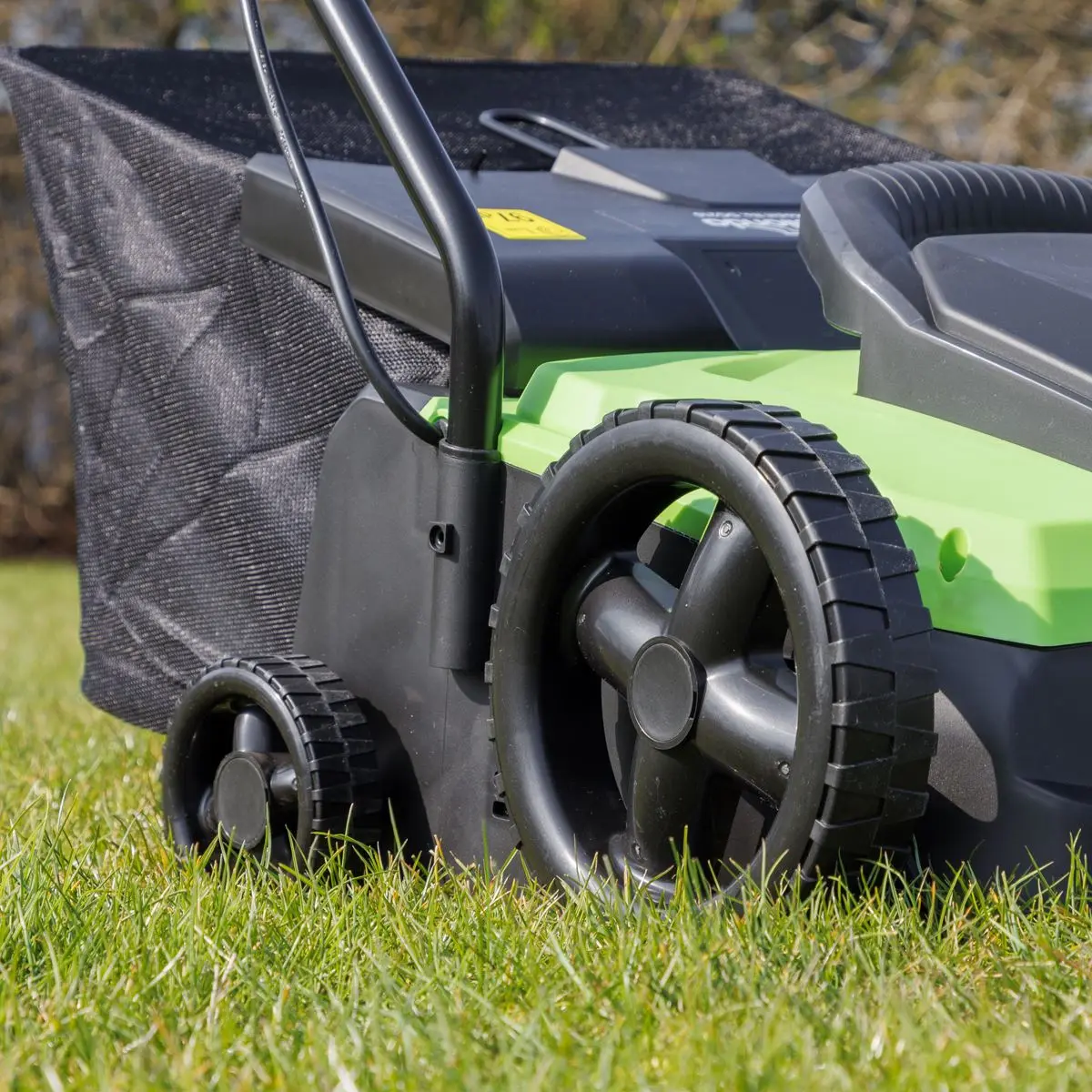 Dellonda 1500W Electric 2-in-1 Scarifier with 5-Heights, 36cm Cutting Diameter, 45L Grass Collection Bag, 10m Mains Cable, Hand Push - Image 16