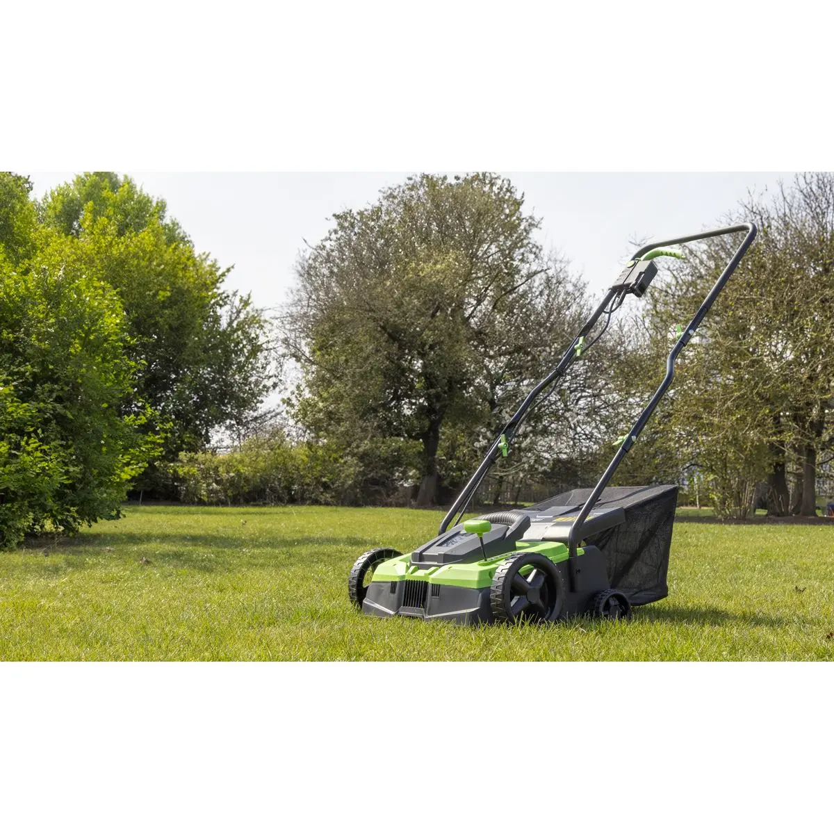 Dellonda 1500W Electric 2-in-1 Scarifier with 5-Heights, 36cm Cutting Diameter, 45L Grass Collection Bag, 10m Mains Cable, Hand Push - Image 17