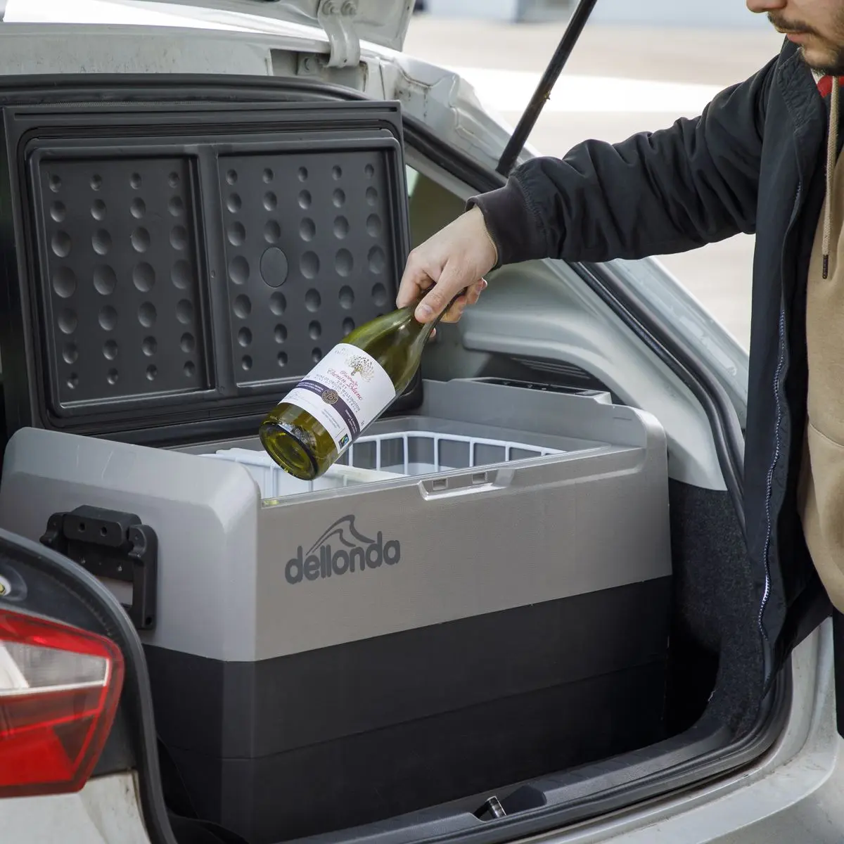 Dellonda 50L Portable Car Fridge, Freezer, 12/24/230V Dual Zone Compressor - Image 9