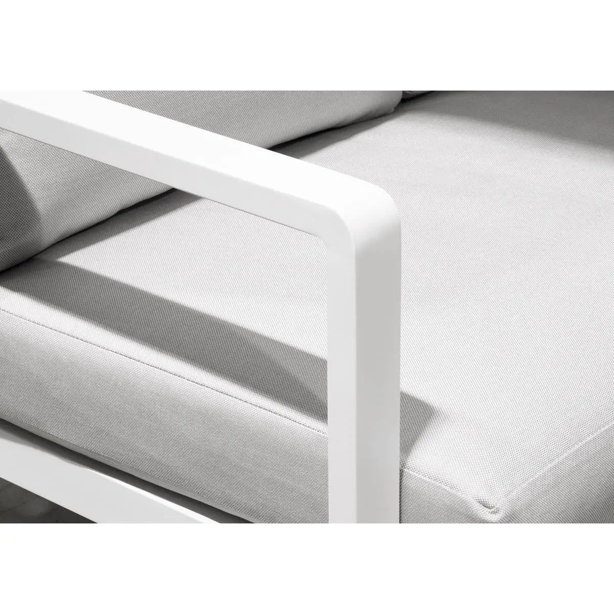 Dellonda Kyoto White 3-Piece Outdoor Garden Corner Sofa & Coffee Table Set - Image 5