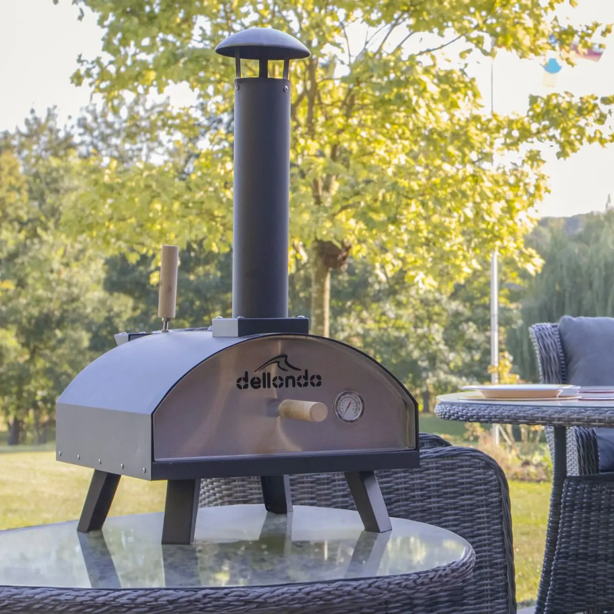 Dellonda Portable Wood-Fired 14" Pizza & Smoking Oven - Black/Stainless Steel - Image 10