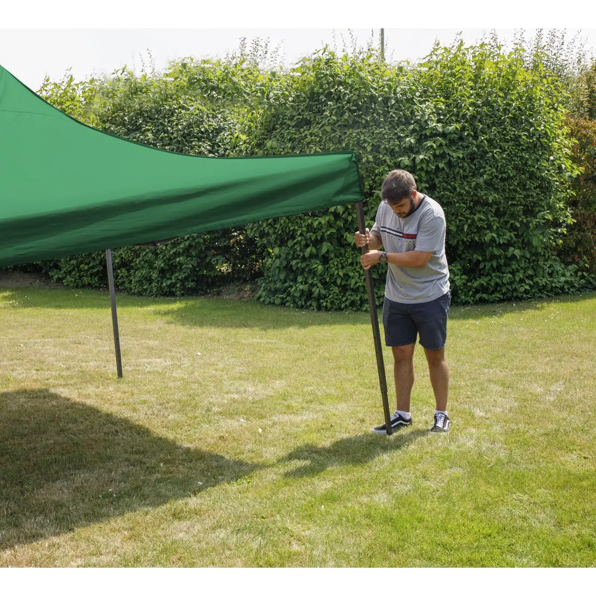 Dellonda Premium 3 x 3m Pop-Up Gazebo, PVC Coated, Water Resistant Fabric, Supplied with Carry Bag, Rope, Stakes & Weight Bags - Dark Green Canopy - Image 8