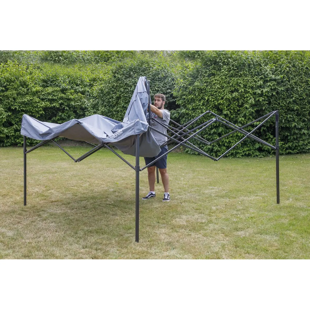 Dellonda Premium 3 x 3m Pop-Up Gazebo, PVC Coated, Water Resistant Fabric, Supplied with Carry Bag, Rope, Stakes & Weight Bags - Grey Canopy - Image 6