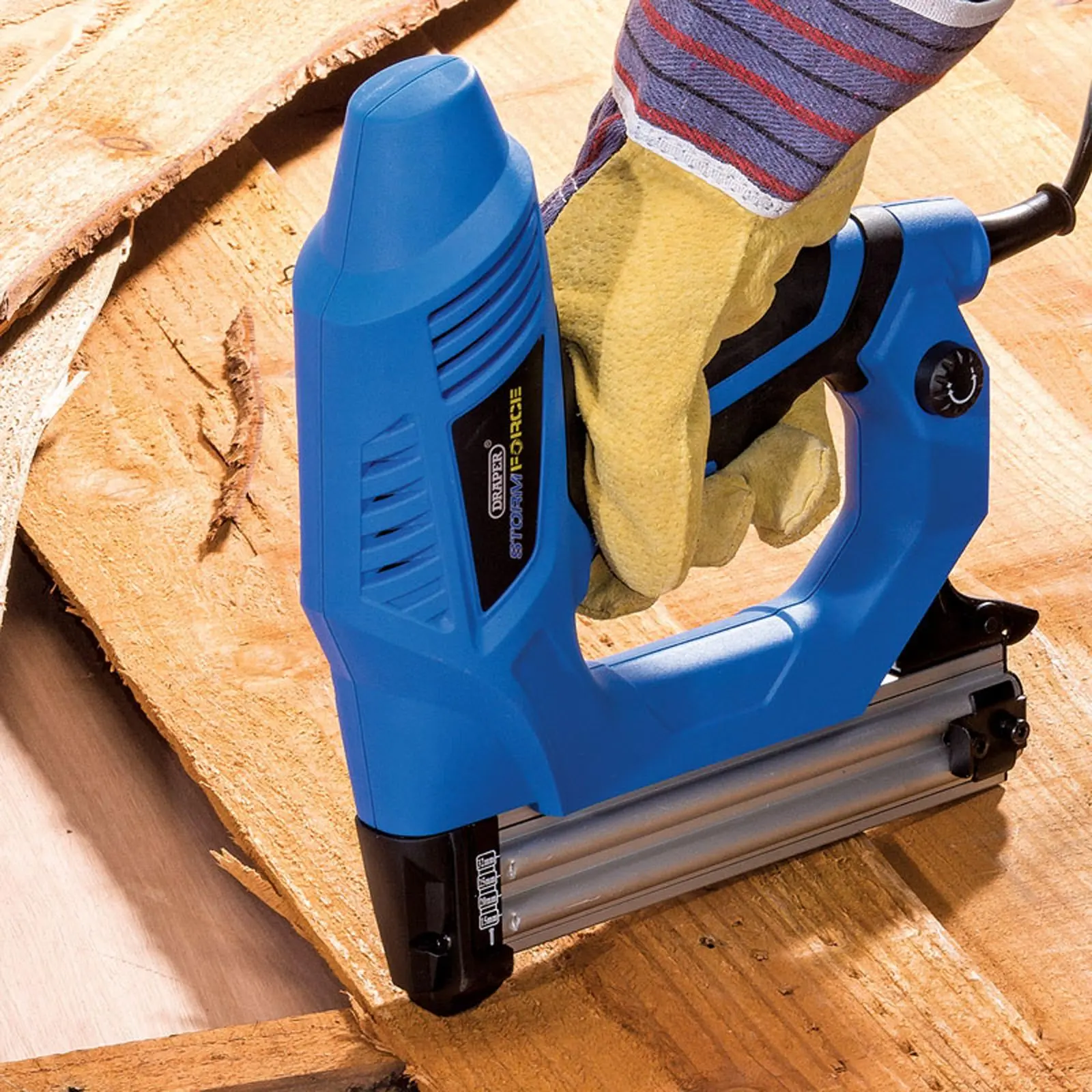 Draper Storm Force Heavy Duty Electric Staple / Nail Gun Kit - Image 3