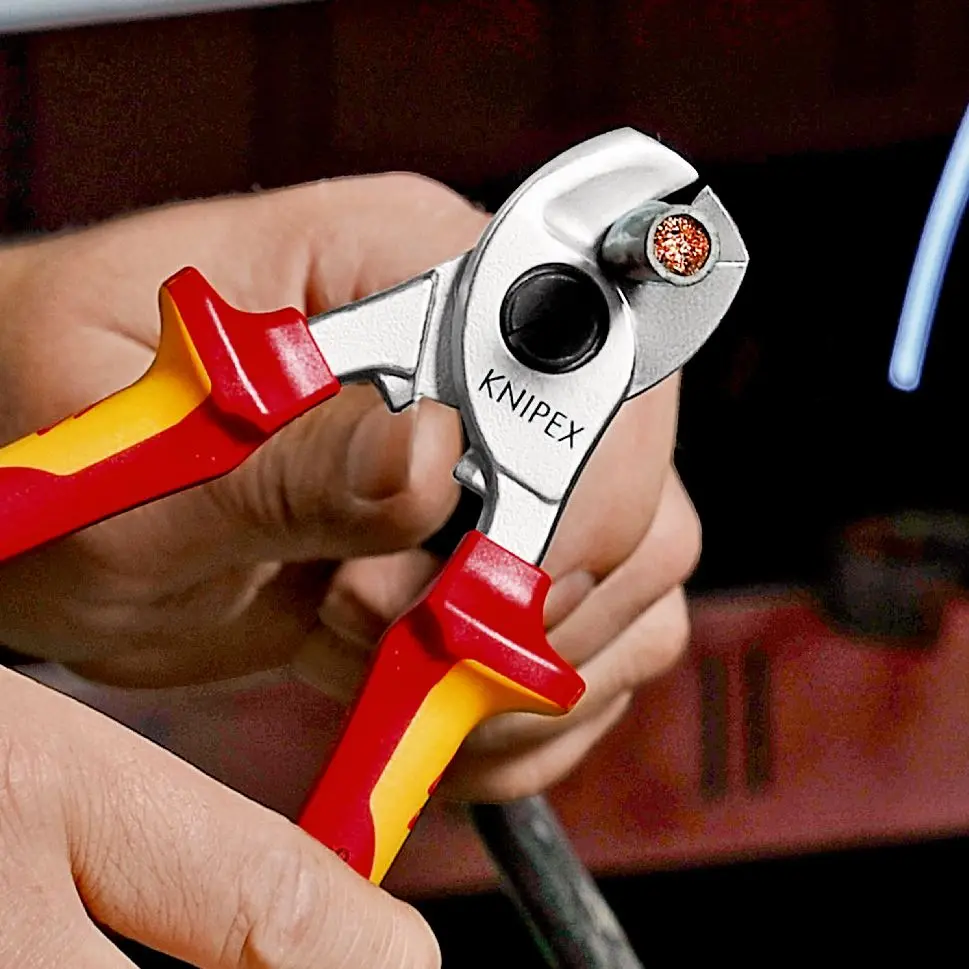 KNIPEX Cable Shears Cutting Pliers with Opening Spring 15mm Diameter Capacity 165mm VDE Multi Component Grips 95 26 165 - Image 4