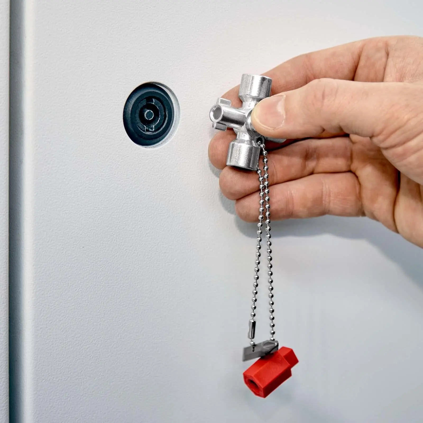 KNIPEX Control Cabinet Key for All Standard Cabinets and Shut Off Systems 00 11 02 - Image 7