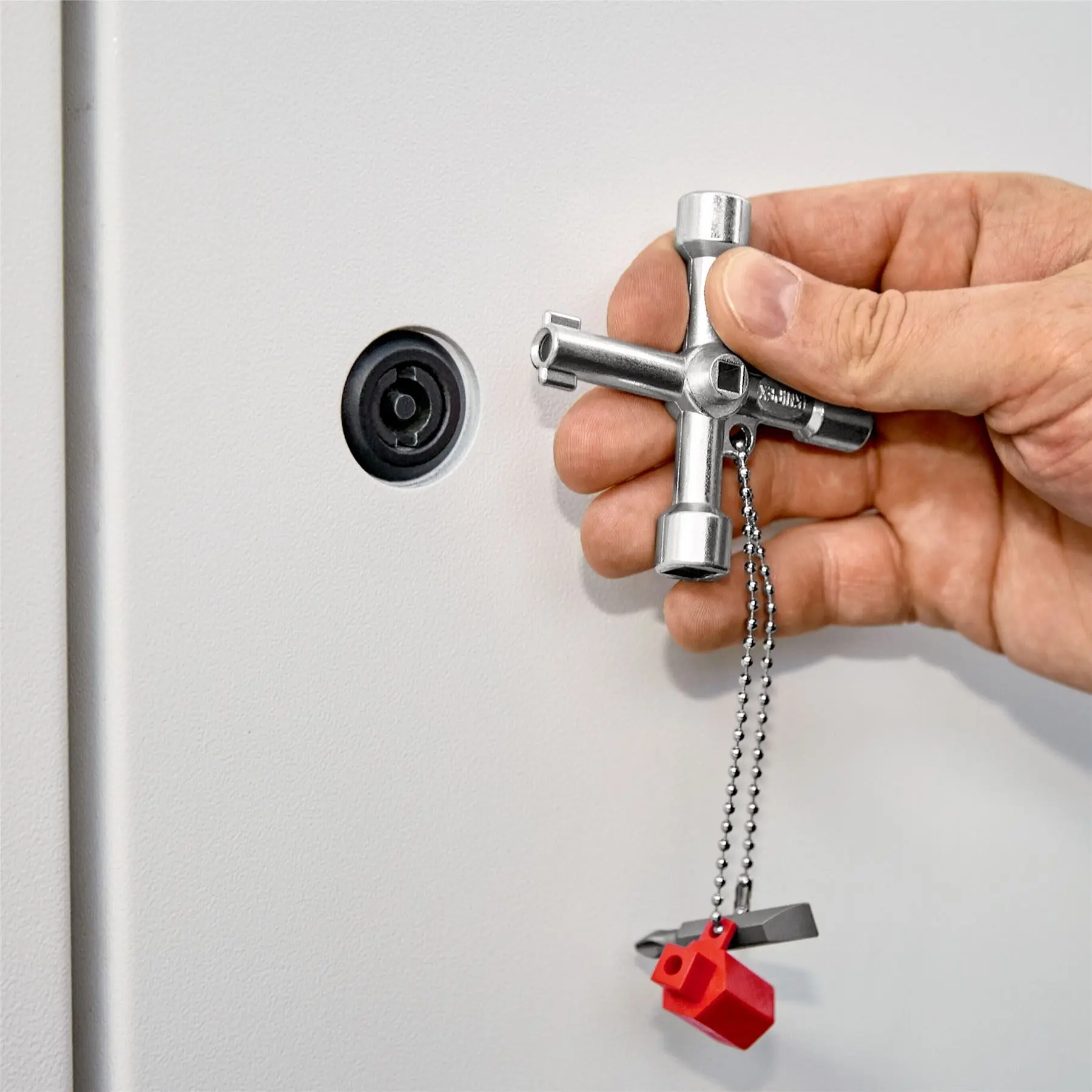 Knipex Control Cabinet Key for Standard Cabinets and Shut-Off Systems 76mm 00 11 03 - Image 7