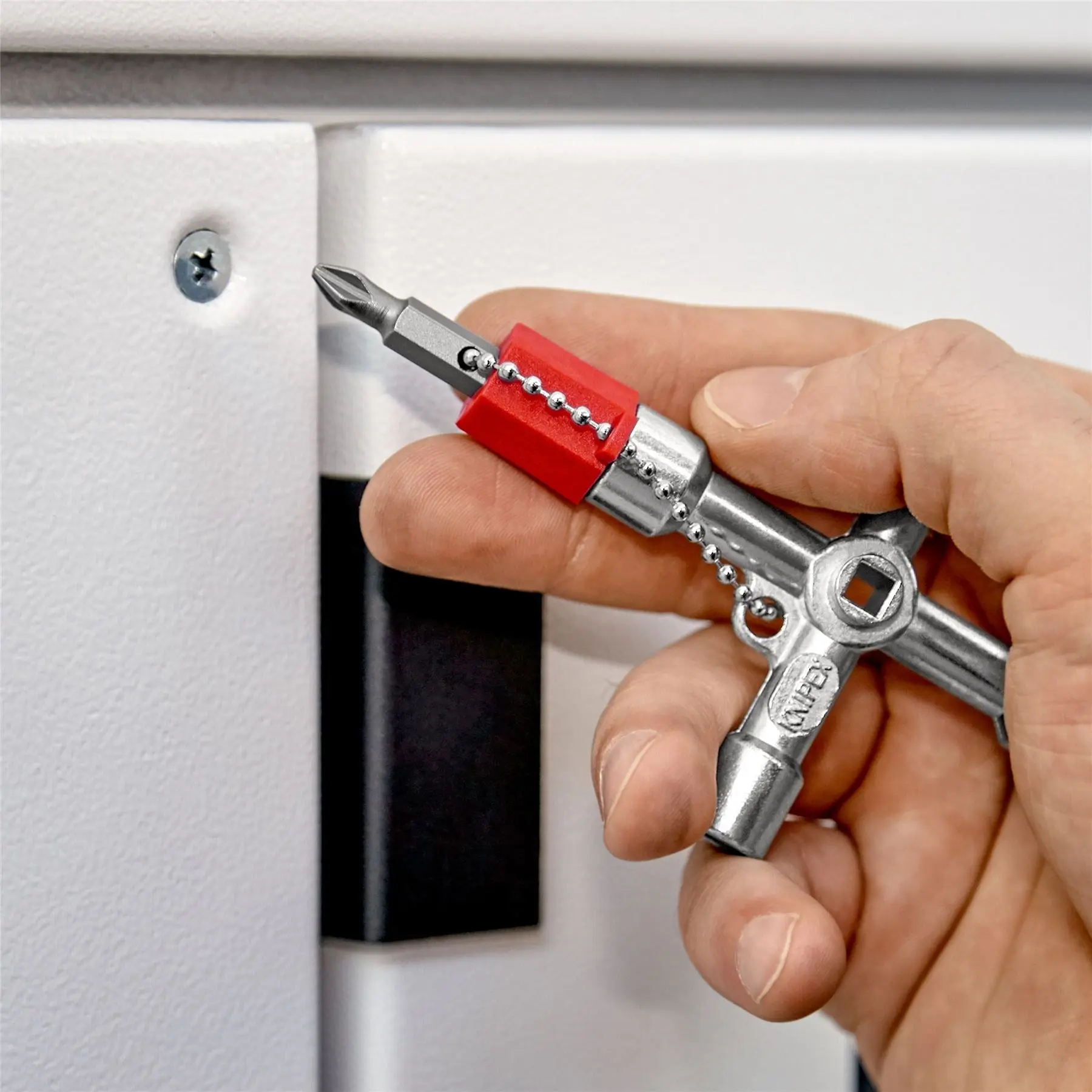 Knipex Control Cabinet Key for Standard Cabinets and Shut-Off Systems 76mm 00 11 03 - Image 8