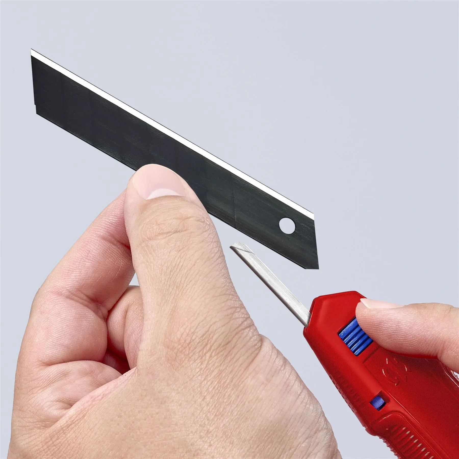 Knipex CutiX Universal Cutting Knife 165mm 18mm Blade 90 10 165 BK - Image 10