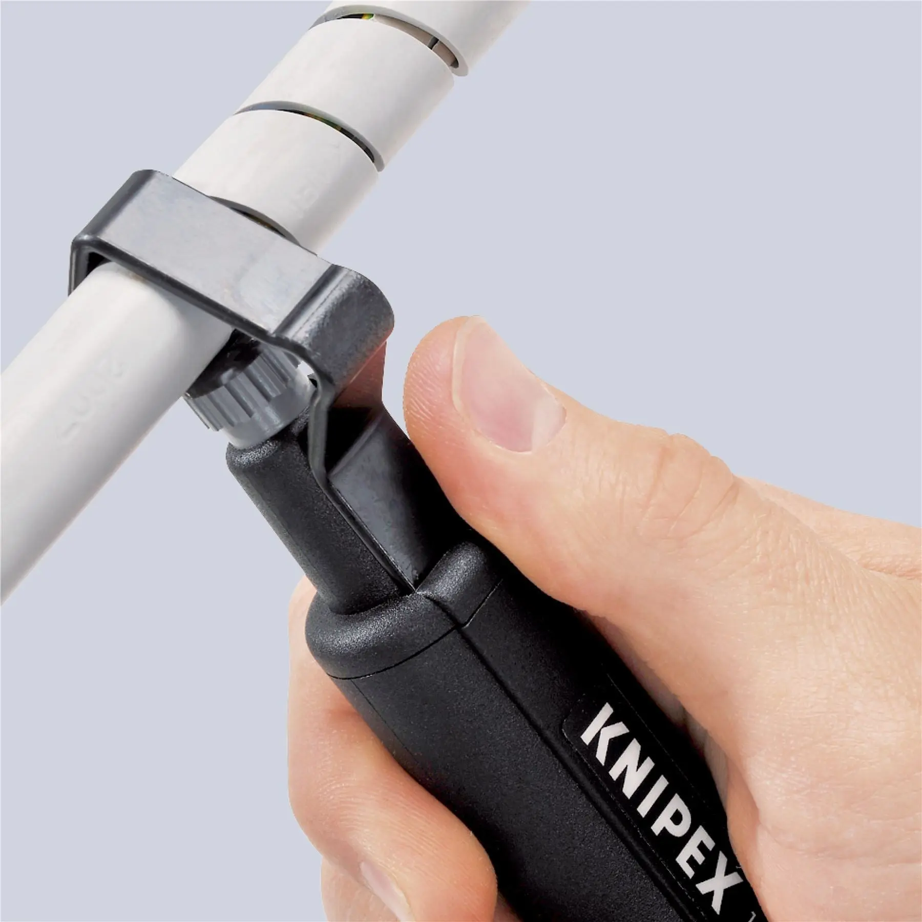Knipex Dismantling Tool for Spiral Cutting 135mm Round Cable Sheaths Stripping 16 30 135 SB - Image 4