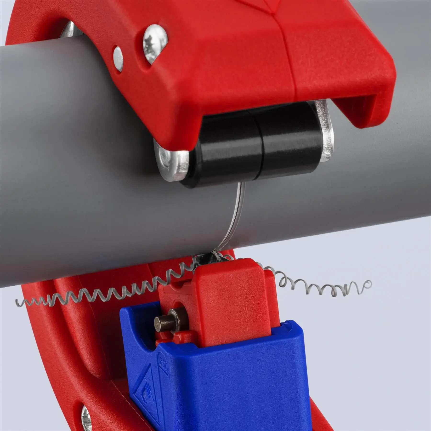 KNIPEX DPT50 Pipe Cutter for Thick Walled Plastic Pipes 50mm Diameter 90 23 02 BK - Image 7