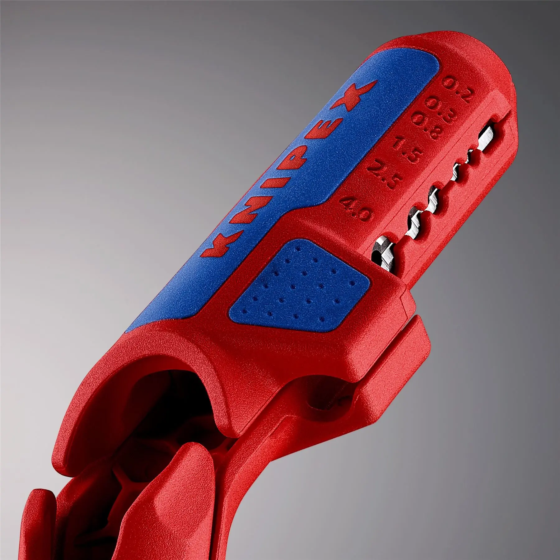 KNIPEX ErgoStrip Universal Wire Stripping Tool for Left Handers 135mm 16 95 02 SB - Image 16