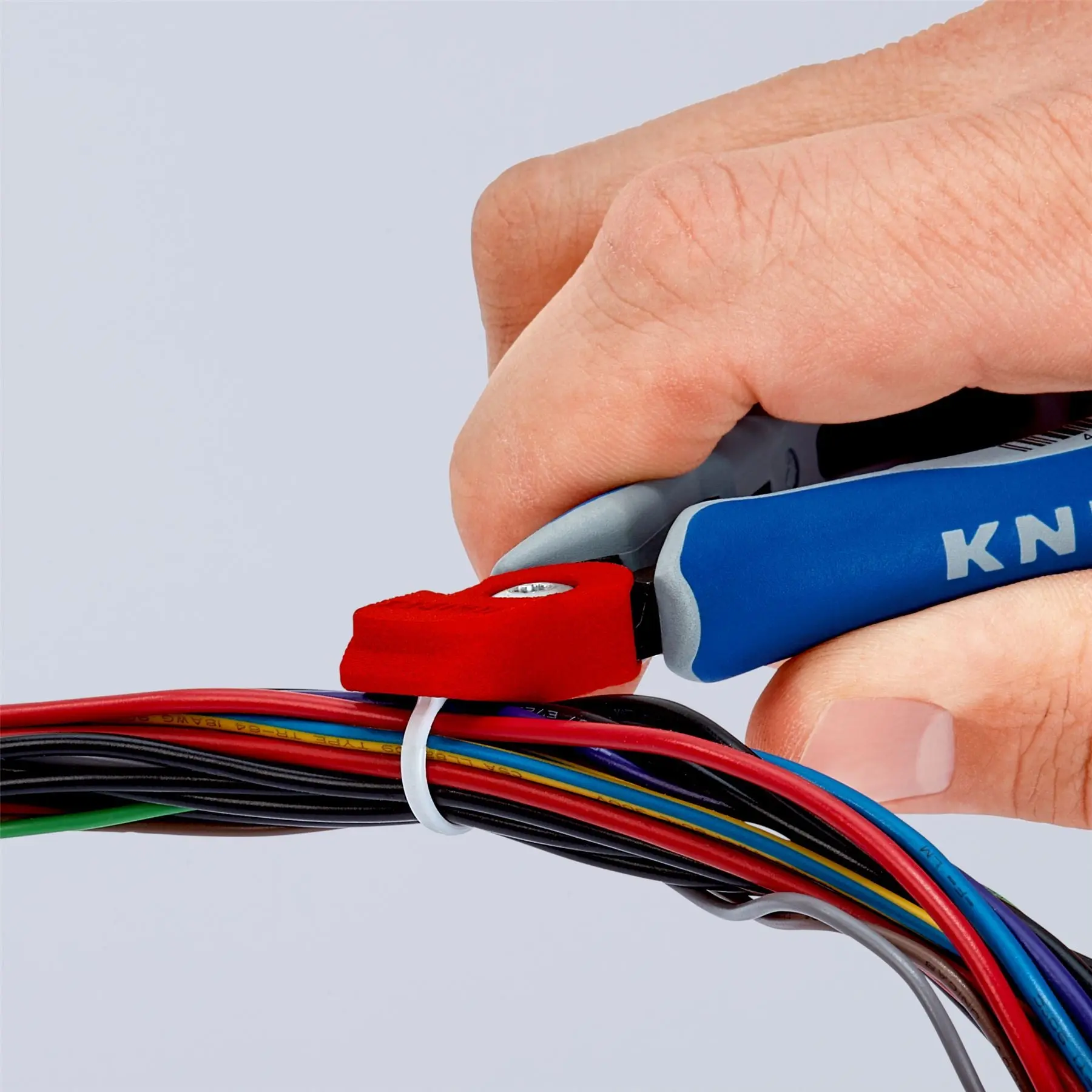 KNIPEX Material Catcher for 79 02 / 22 125 ESD Prevents Cut Material from Falling Down 00 11 V79 - Image 9