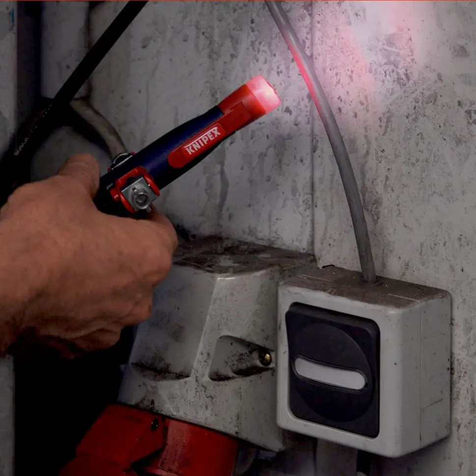 Knipex Pen Style Control Cabinet Key 145mm for all Standard Cabinets and Shut Off Systems 00 11 07 - Image 4
