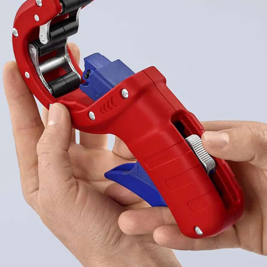 KNIPEX Pipe Cutter DP50 for Plastic Drain Pipes Cut and Chamfer 50mm Capacity 90 23 01 BK - Image 10