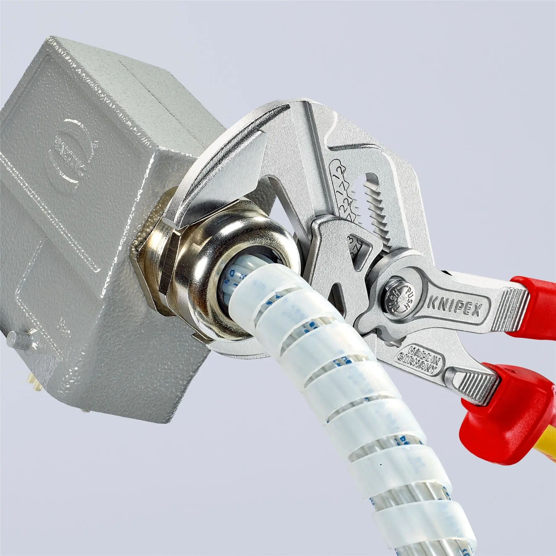 KNIPEX Pliers Wrench Slip Joint Water Pump Plier 250mm Chrome VDE Insulated 86 06 250 SB - Image 3