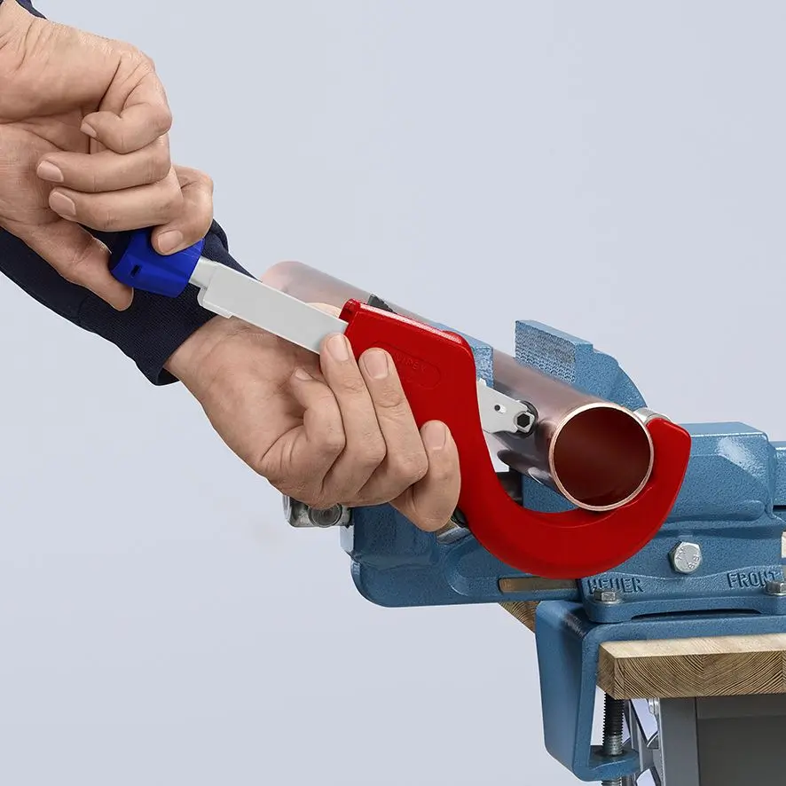 Knipex TubiX® XL Pipe Cutter 6-76mm Capacity 256mm 90 31 03 BK - Image 3