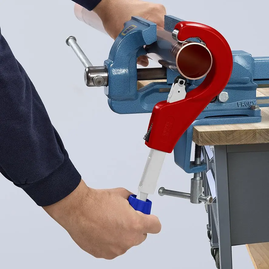Knipex TubiX® XL Pipe Cutter 6-76mm Capacity 256mm 90 31 03 BK - Image 4