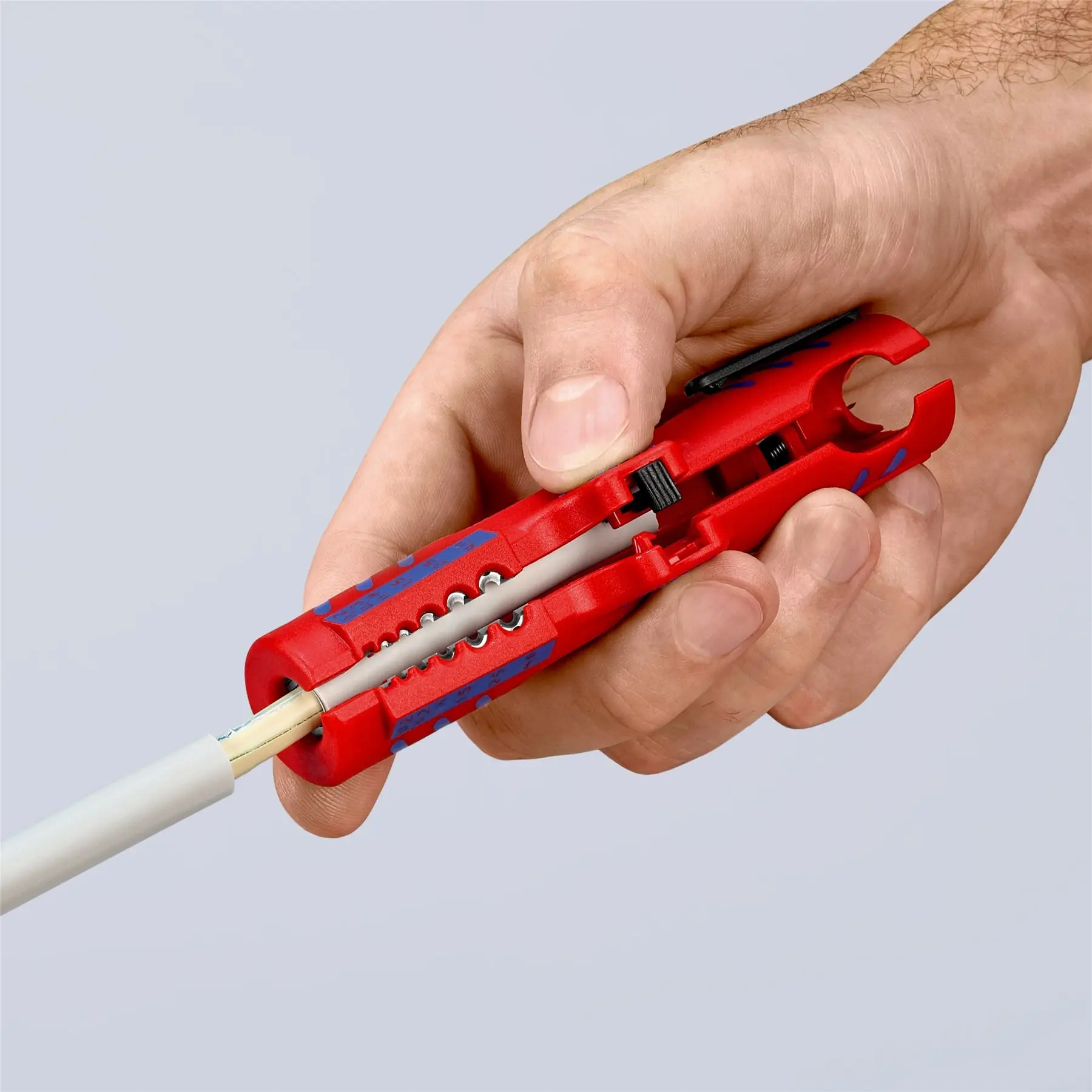 KNIPEX Universal Wire Stripping Tool 125mm for 8-13mm Diameter Cables 16 85 125 SB - Image 4