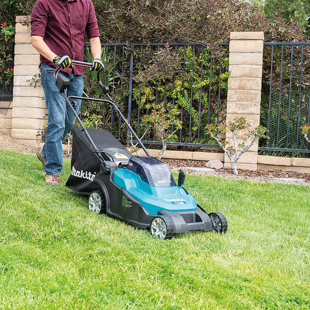 Makita 43cm Lawn Mower Kit Twin 18V LXT Li-ion Cordless Garden Grass Outdoor 2 x 6Ah Battery and Dual Rapid Charger DLM432PG2 - Image 12