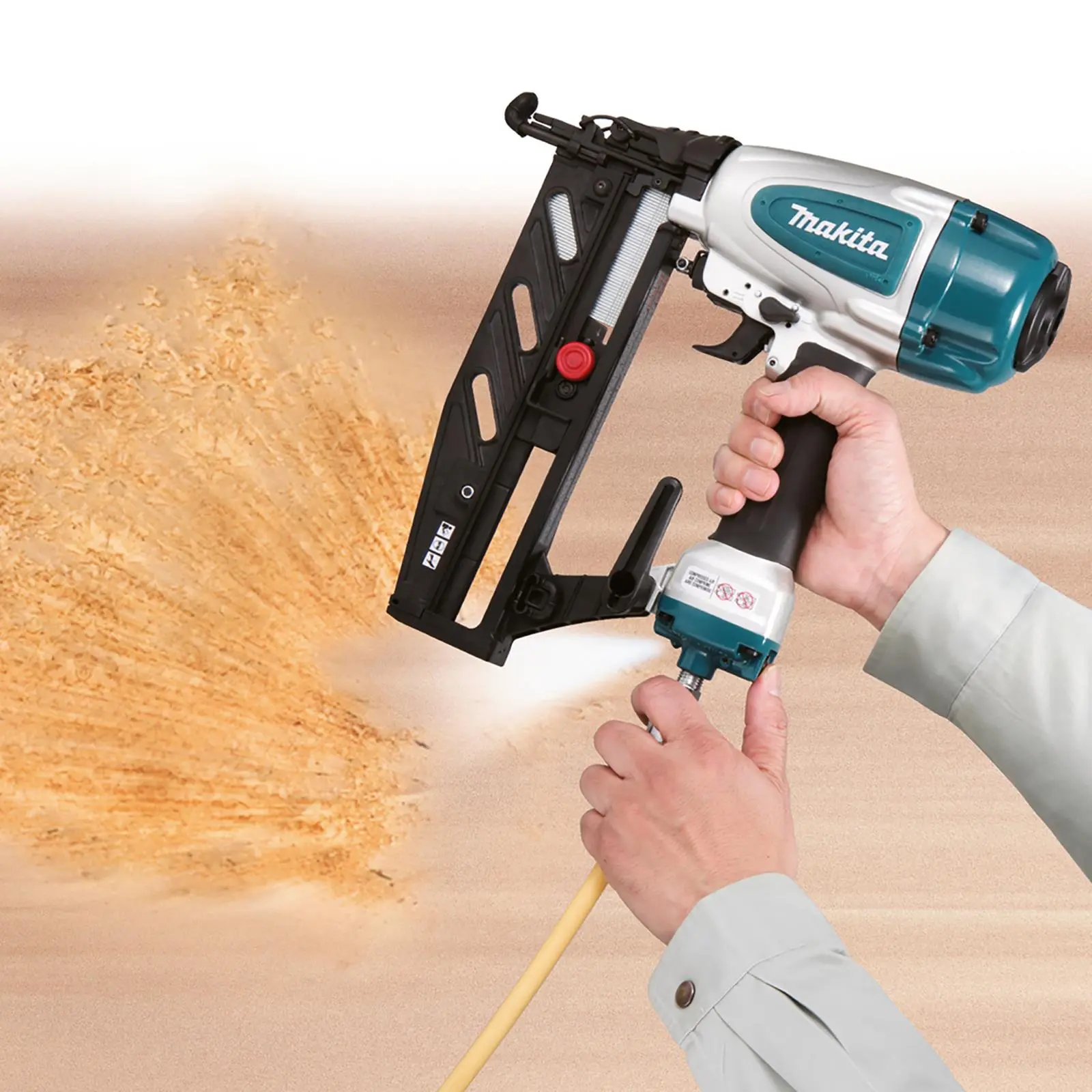 Makita Air Brad Nailer 25-64mm 16 Gauge Nails AF601 - Image 4