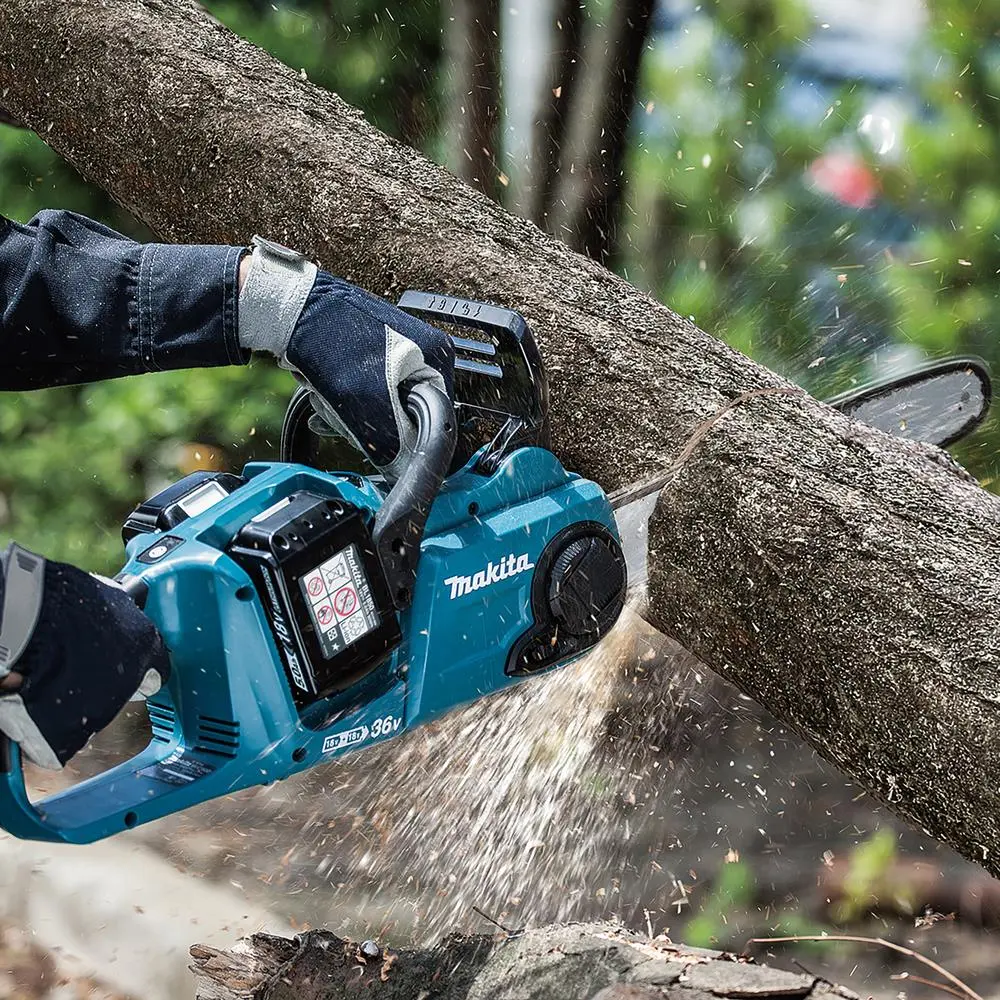Makita Chainsaw Kit Heavy Duty 35cm 14" 18V x 2 LXT Brushless Cordless 2 x 5Ah Battery and Dual Rapid Charger Garden Tree Cutting Pruning DUC353PT2 - Image 4