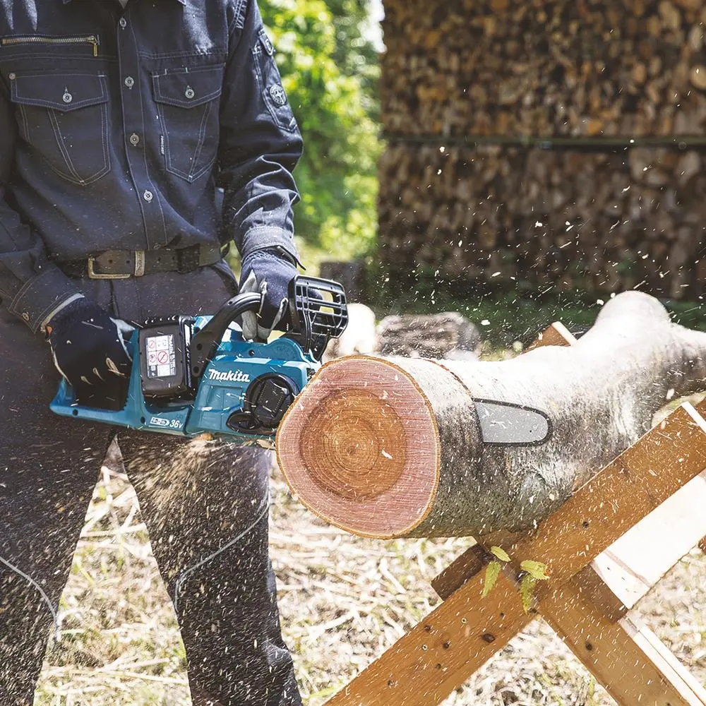 Makita Chainsaw Kit Heavy Duty 35cm 14" 18V x 2 LXT Brushless Cordless 2 x 6Ah Battery and Dual Rapid Charger Garden Tree Cutting Pruning DUC353PG2 - Image 6