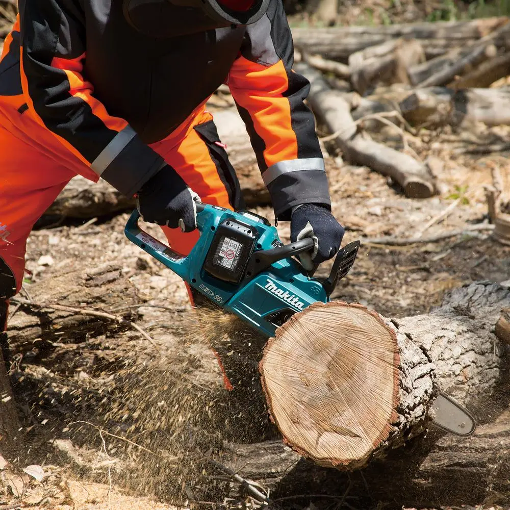 Makita Chainsaw Kit Heavy Duty 35cm 14" 18V x 2 LXT Brushless Cordless 2 x 6Ah Battery and Dual Rapid Charger Garden Tree Cutting Pruning DUC355PG2 - Image 2