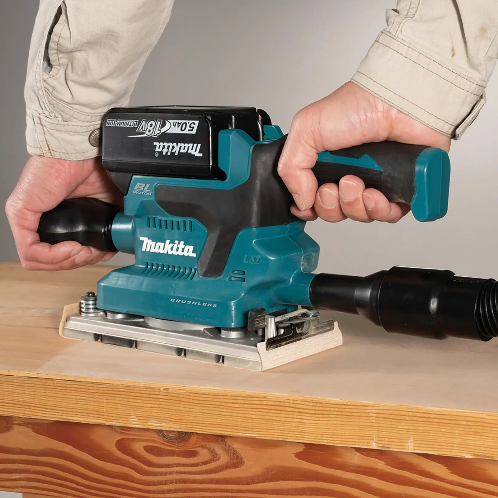 Makita Finishing Sander 18V LXT 185 x 93 mm Cordless Brushless Body Only DBO380Z - Image 2