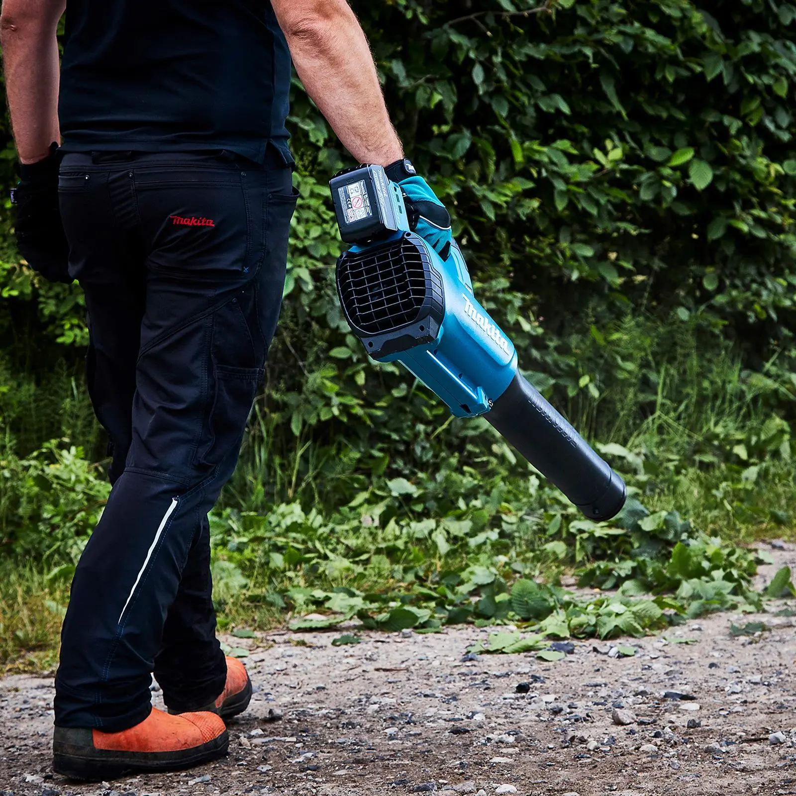 Makita Leaf Blower Kit 18V LXT 5Ah Battery and Charger Brushless Cordless 10.9N Garden Grass Clippings Construction DUB184RT - Image 11