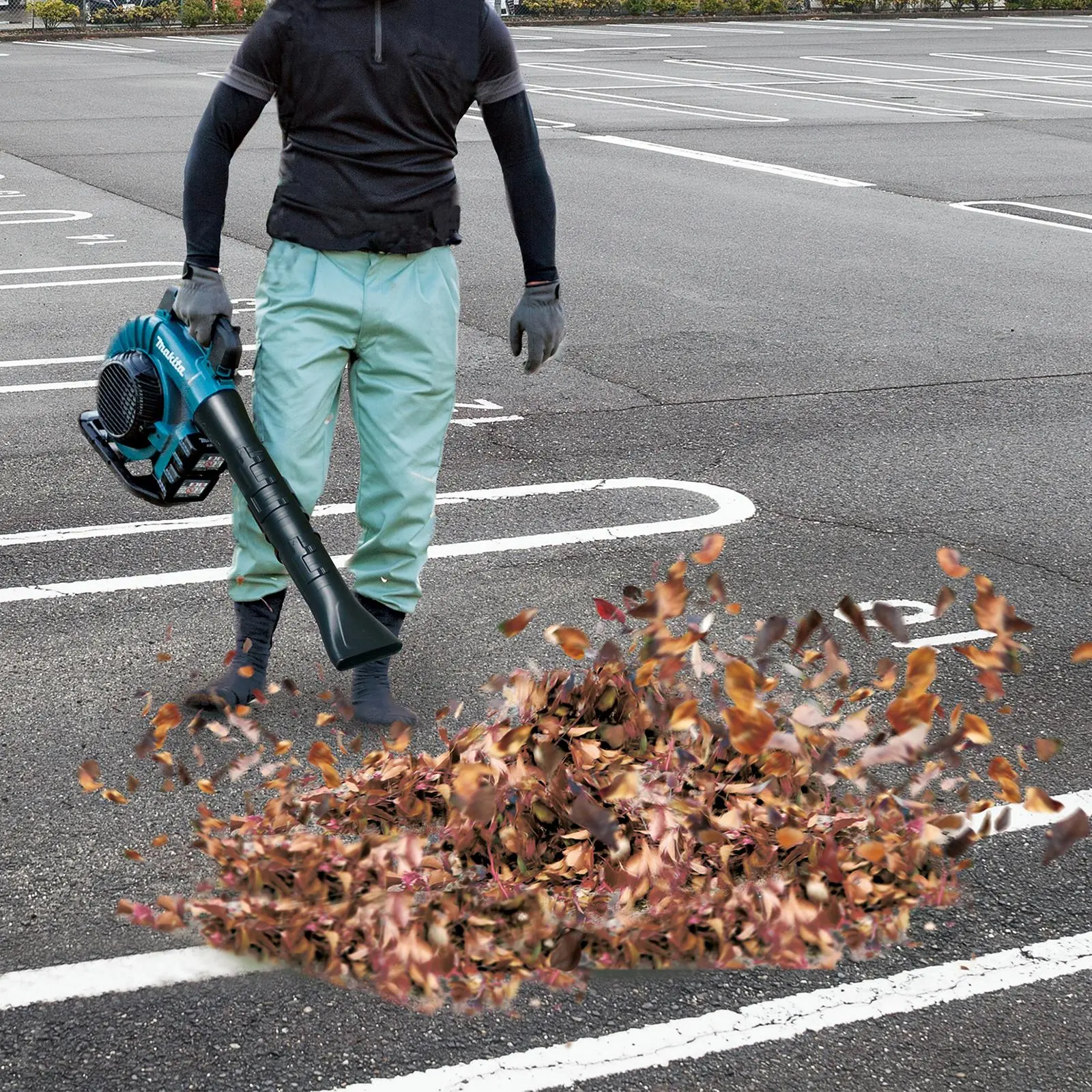 Makita Leaf Blower Vacuum Kit 18V x 2 LXT Brushless Cordless 2 x 5Ah Battery and Dual Rapid Charger 14.4N Garden Grass Clippings Construction DUB363PT2V - Image 4