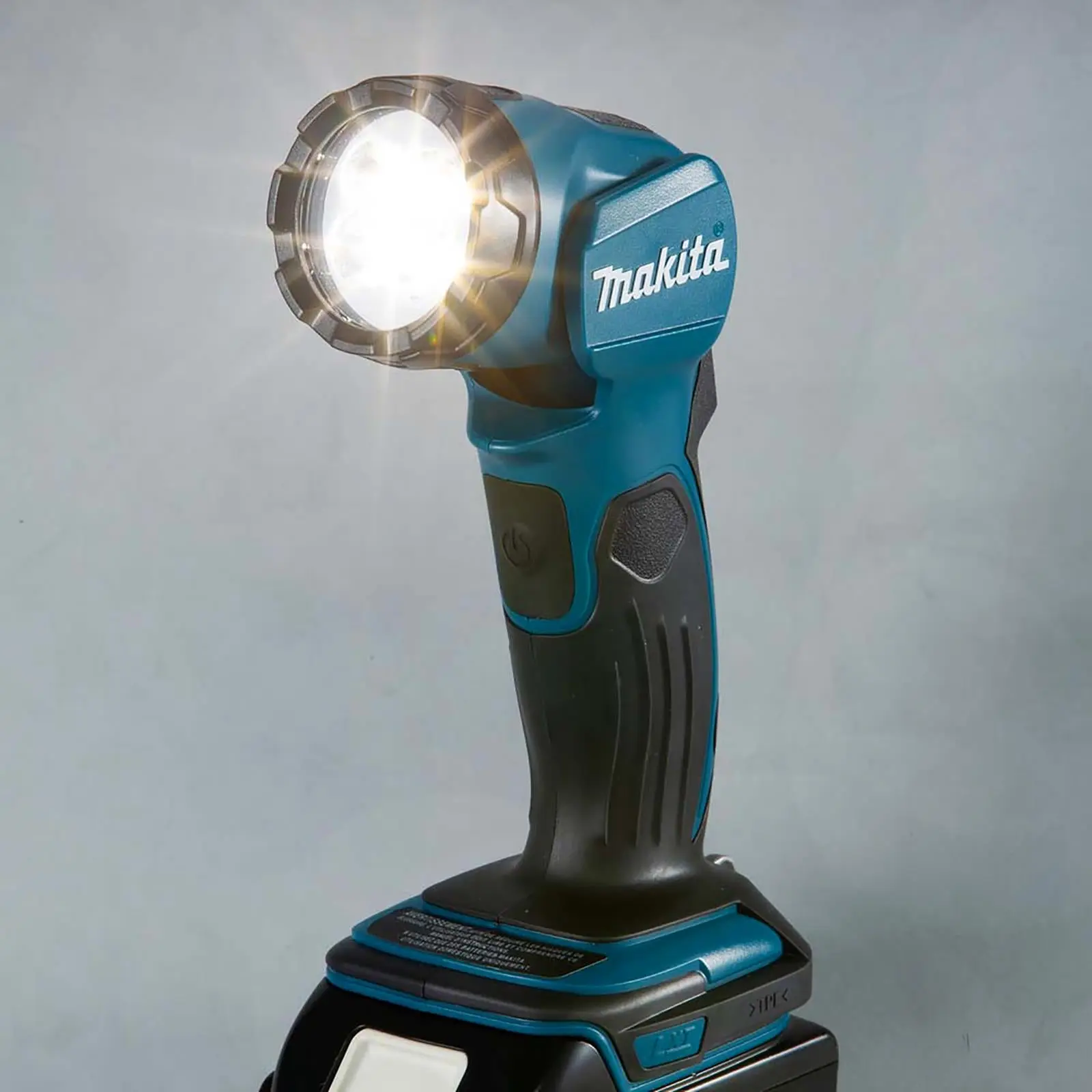 Makita LED Torch LXT 18V Flashlight Lamp Light Lithium-Ion Pivot Head Body Only - Image 5