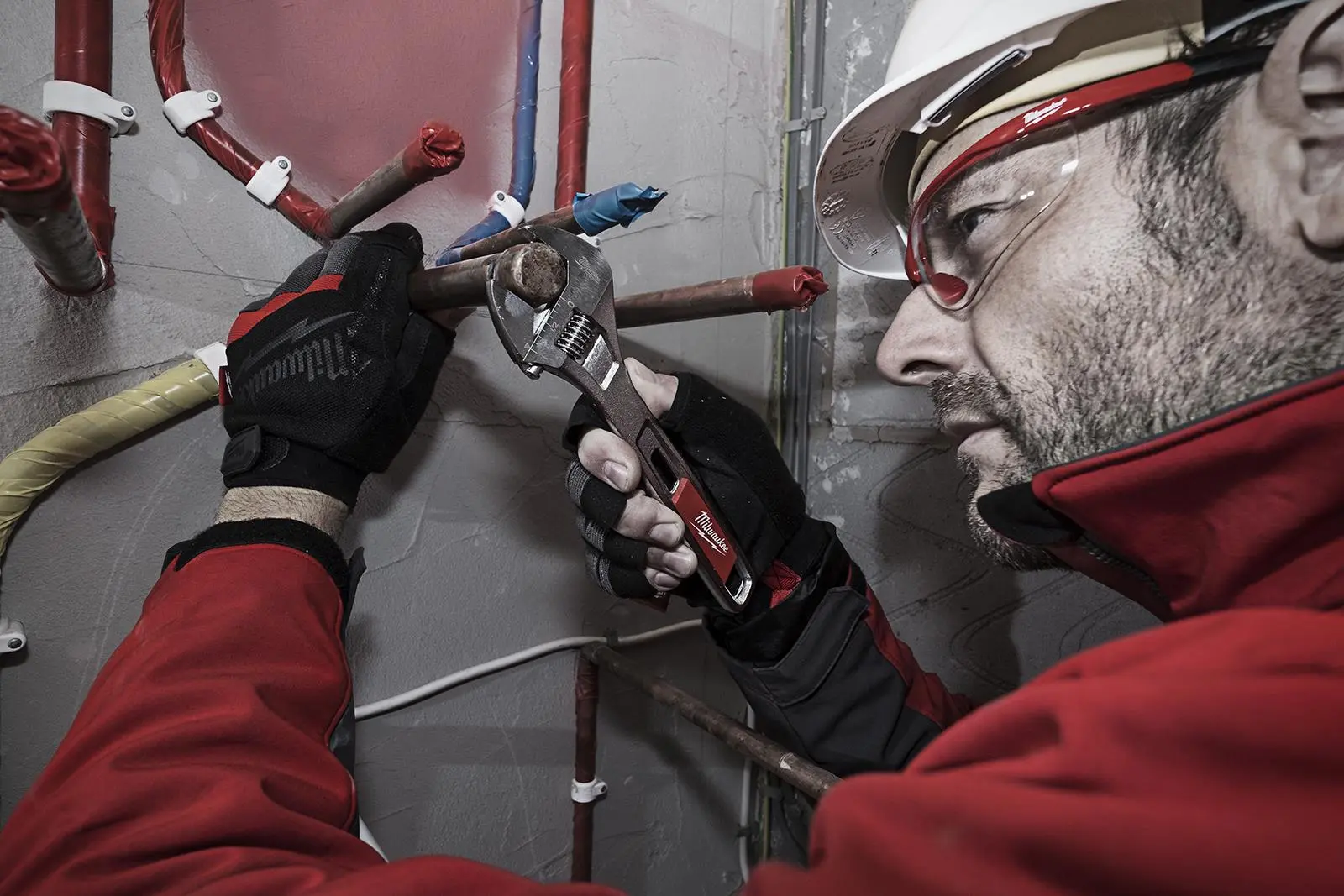 Milwaukee Adjustable Wrench Wide 200mm Jaw Opening 40mm - Image 4