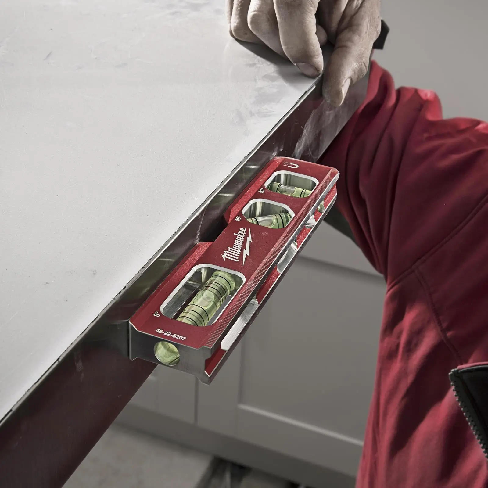 Milwaukee Billet Torpedo Spirit Level 17cm Magnetic - Image 6