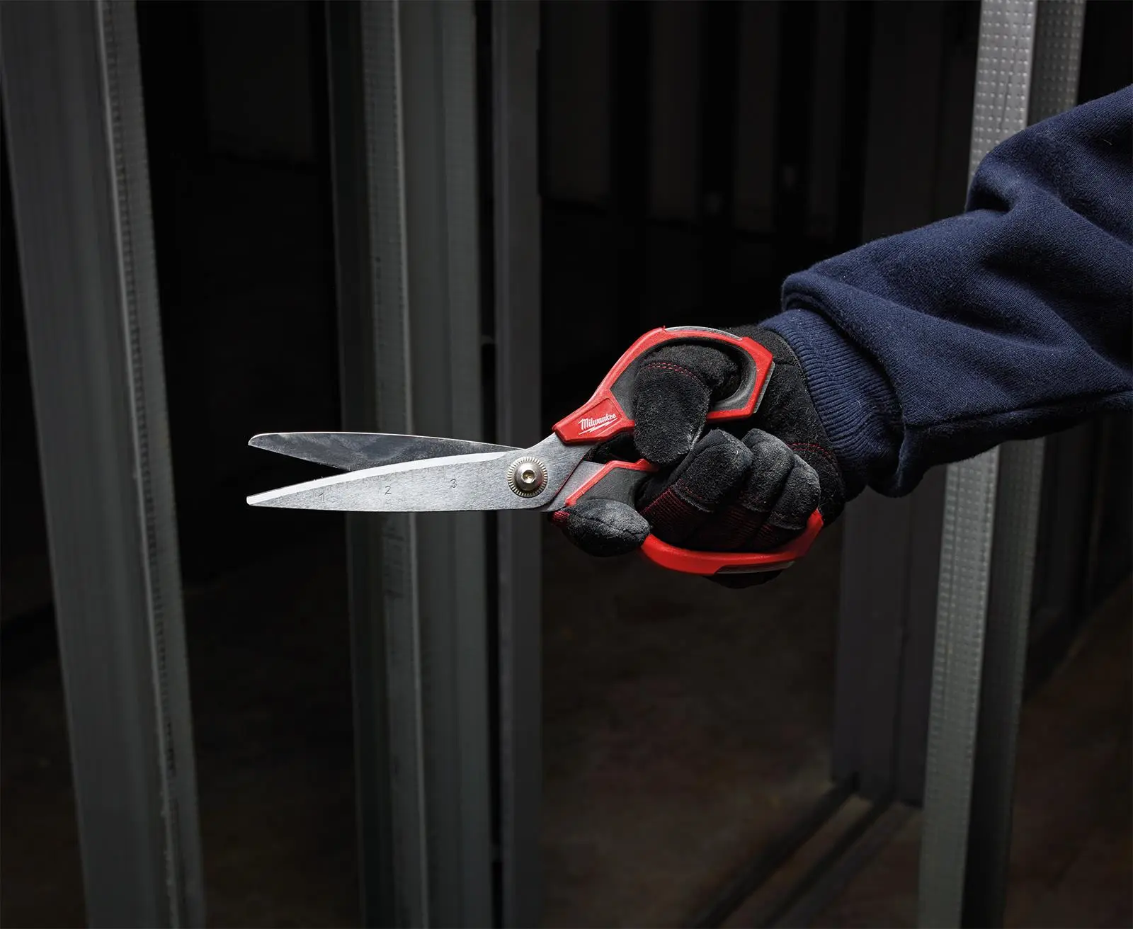 Milwaukee Jobsite Straight Scissors 95mm Blade - Image 9