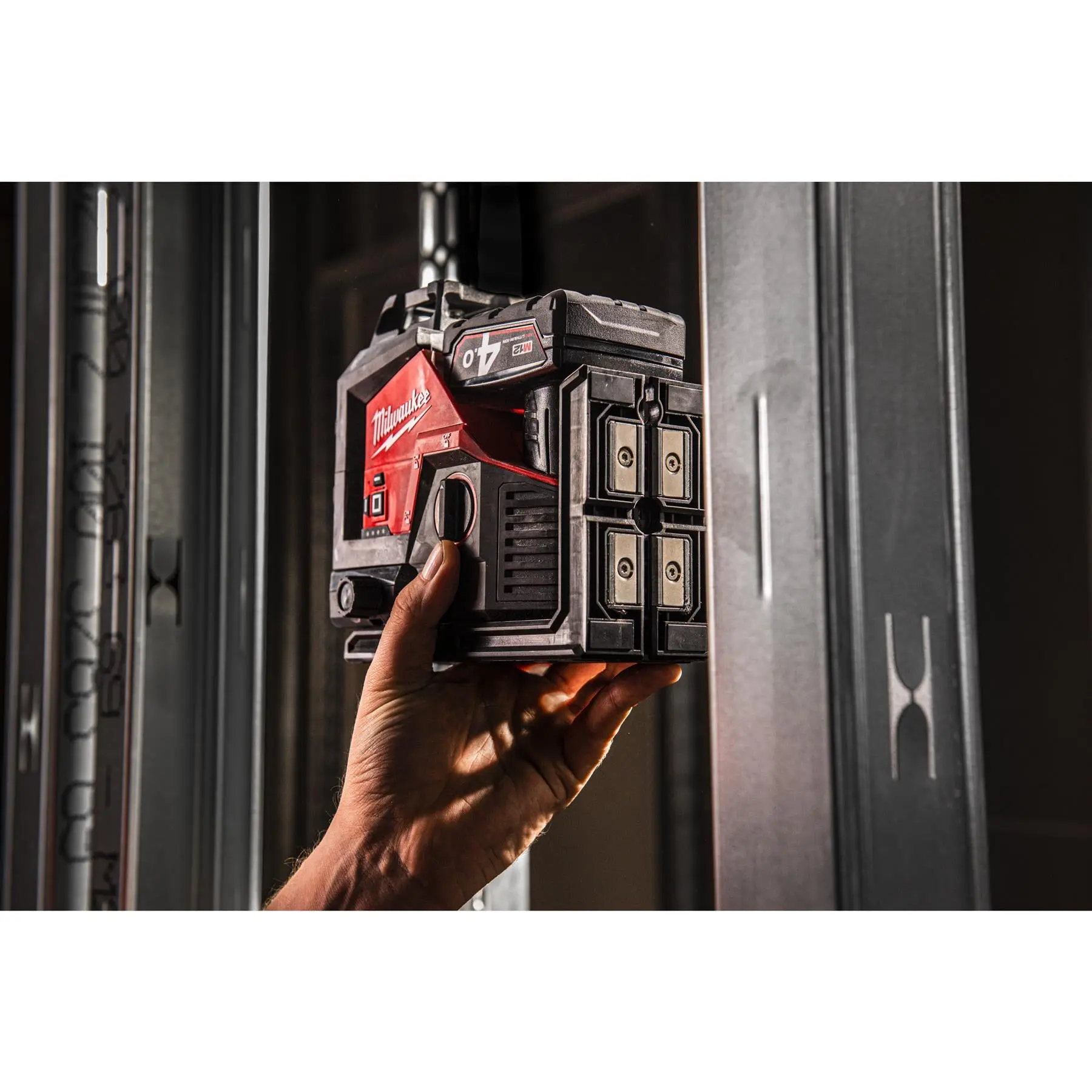 Milwaukee M12 12V 360° 3 Plane Laser Level in Kitbox Bare Unit M123PL-0C - Image 5