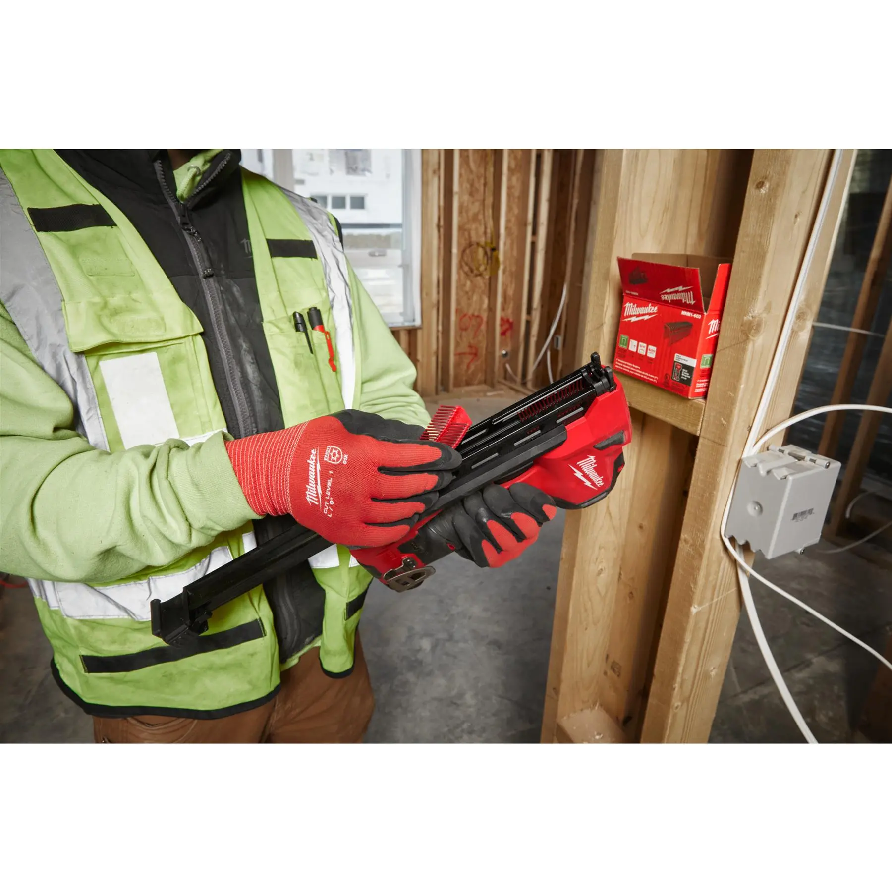 Milwaukee M12 12V Sub Compact Cordless Cable Stapler Bare Unit M12BCST-0 - Image 11