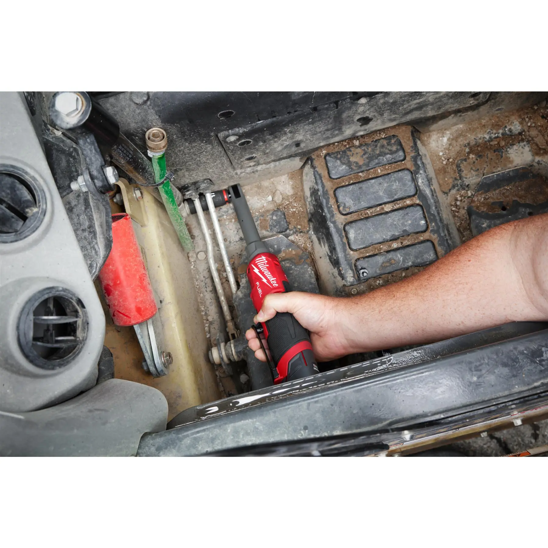 Milwaukee M12 Fuel 12V 3/8" Drive Cordless Extended Reach High Speed Ratchet Bare Unit M12FHIR38LR-0 - Image 13