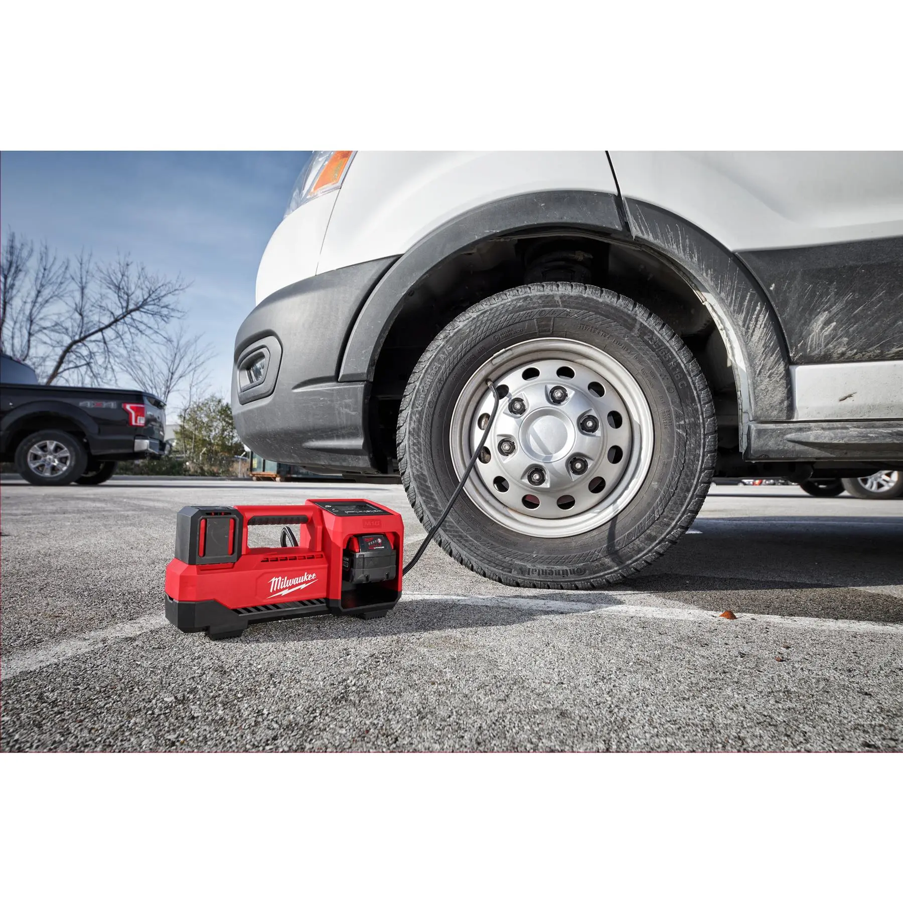 Milwaukee M18 18V Cordless Inflator Bare Unit M18BI-0 - Image 11