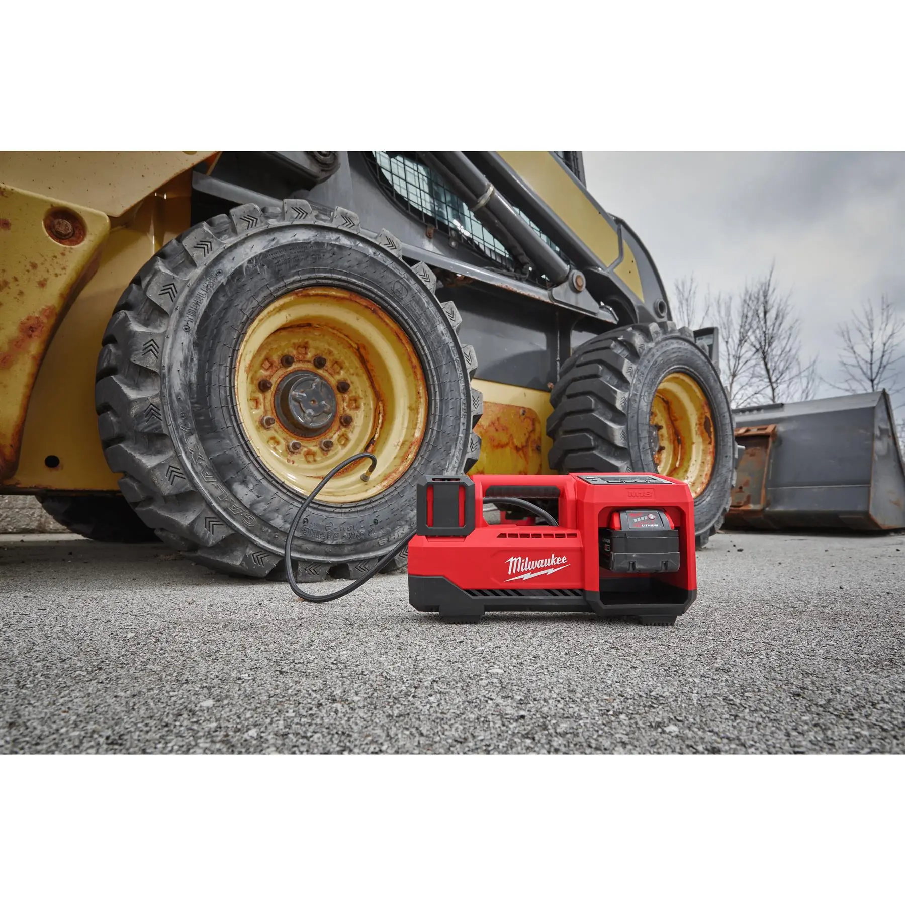 Milwaukee M18 18V Cordless Inflator Bare Unit M18BI-0 - Image 8