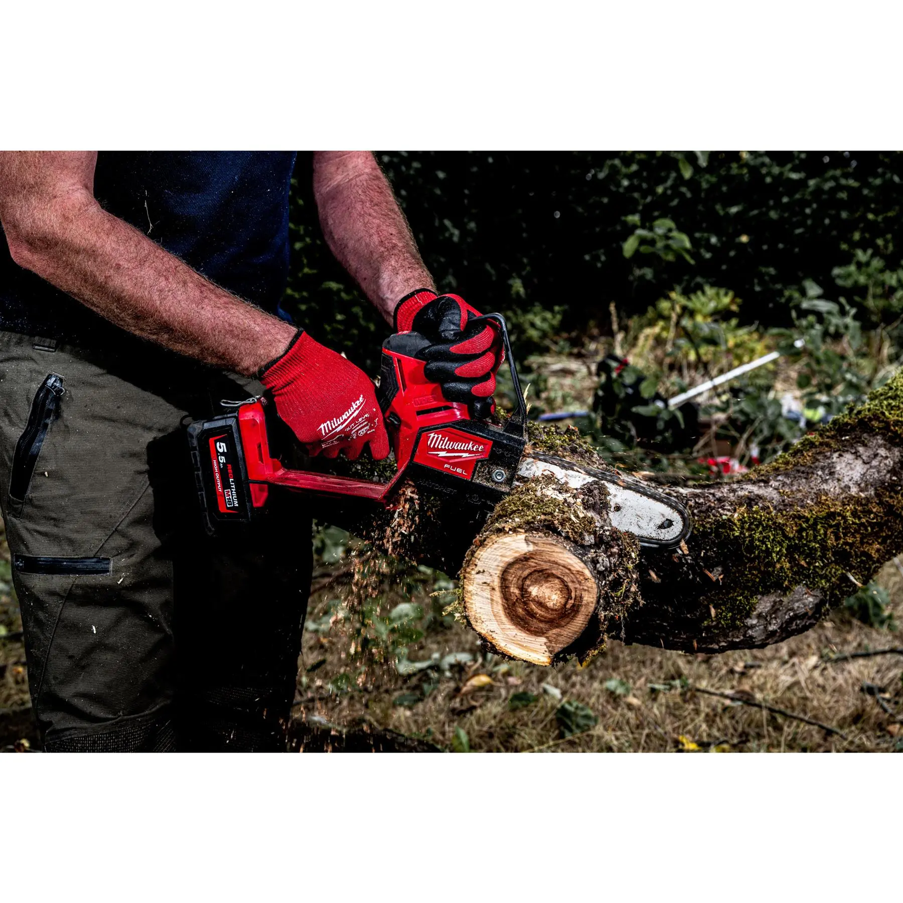 Milwaukee M18 18V FUEL HATCHET Pruning Saw 20cm Brushless Bare Unit M18FHS20-0 - Image 9