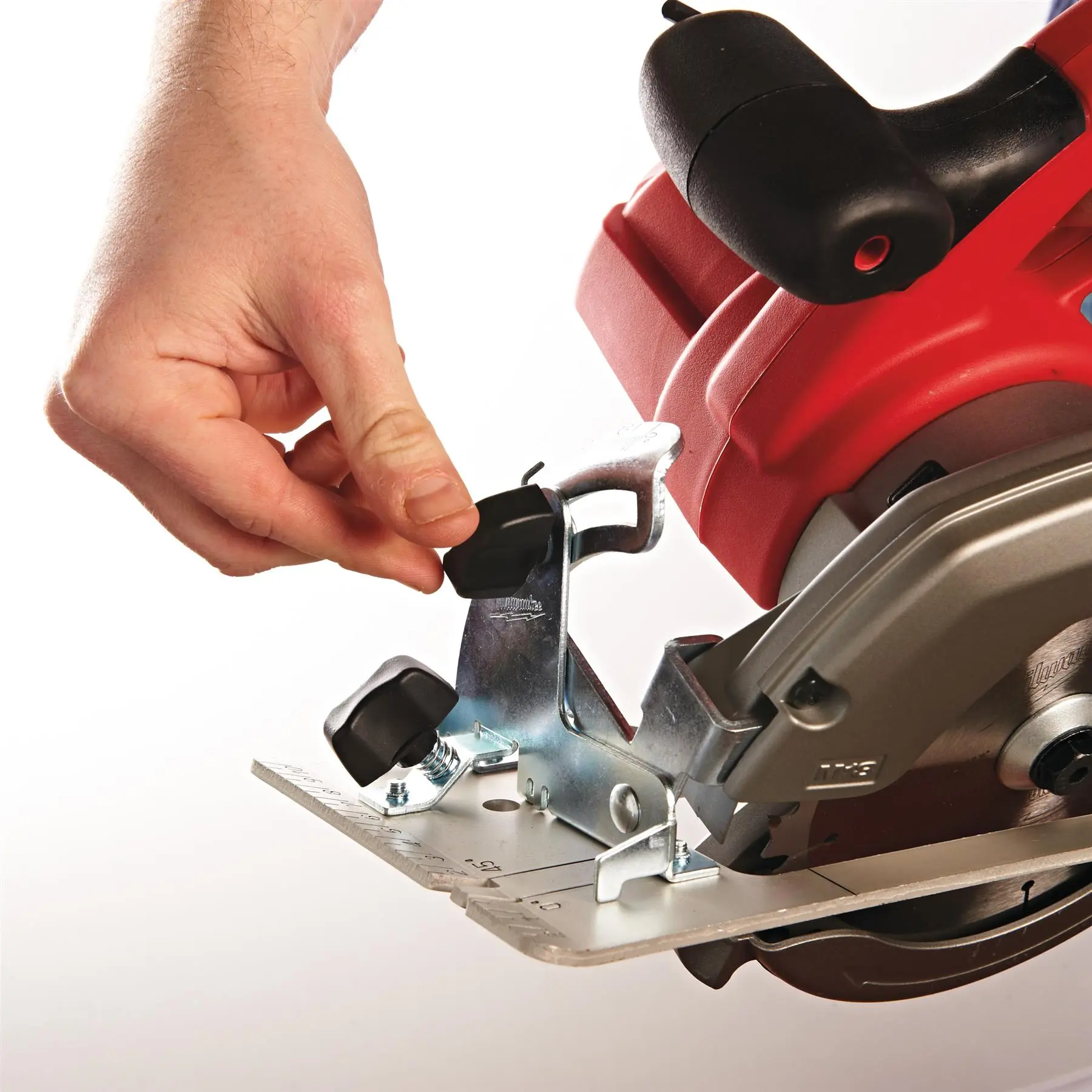 Milwaukee M18 18V Heavy Duty Circular Saw Wood & Plastic 165mm Bare Unit HD18CS-0 - Image 4