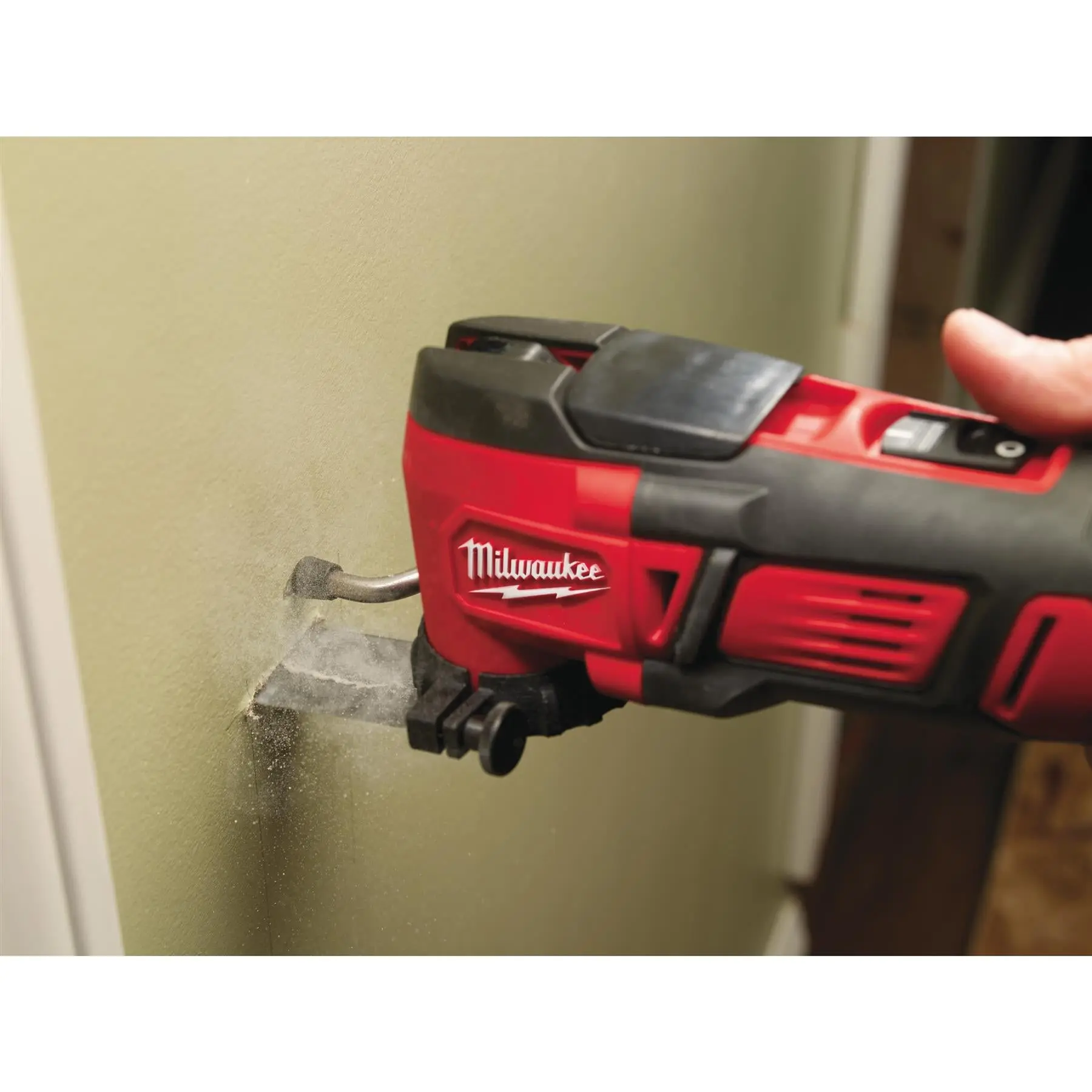 Milwaukee M18 18V Multi Tool With Accessorites Bare Unit M18BMT-0 - Image 10