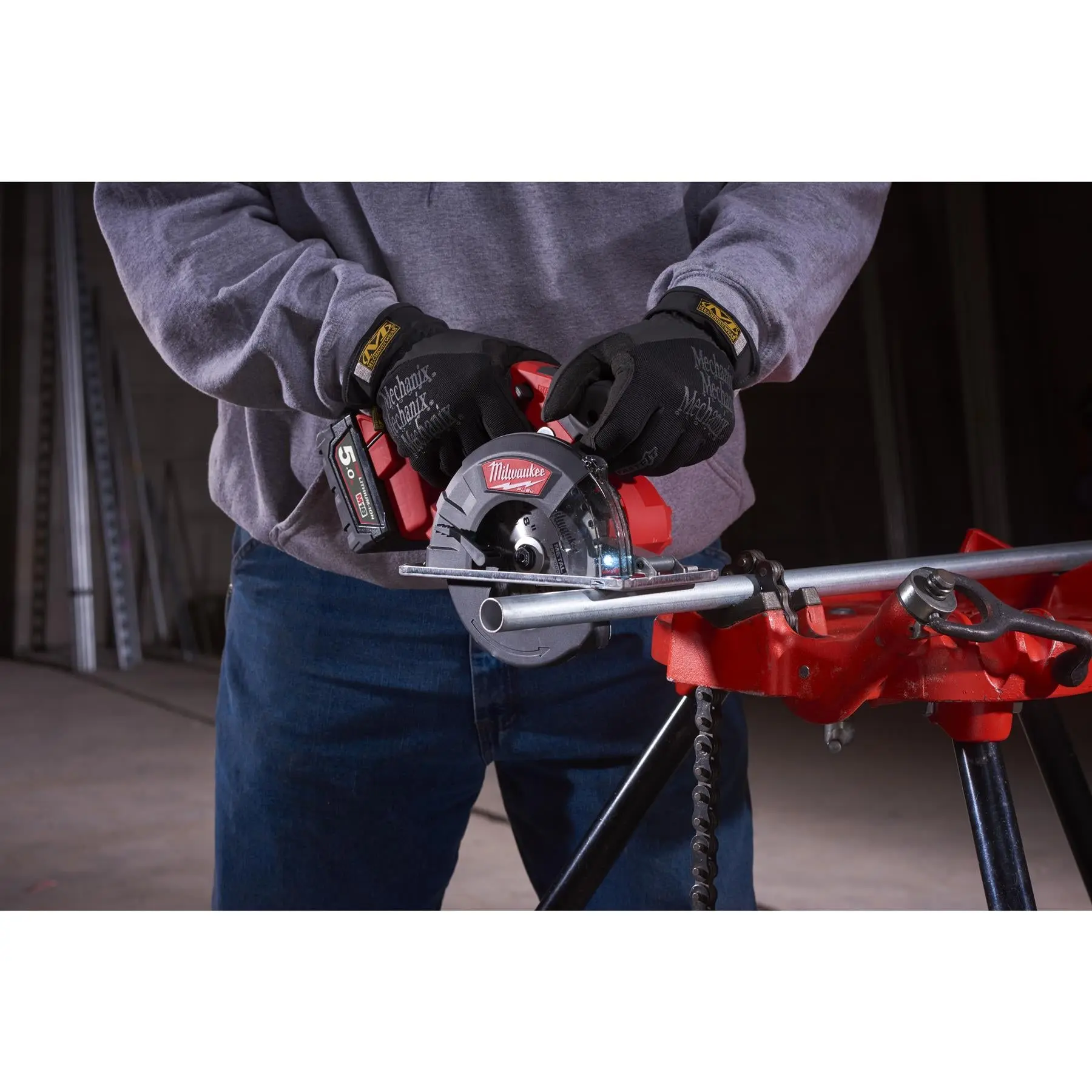 Milwaukee M18 Fuel 18V 57mm Metal Cordless Circular Saw 150mm Blade Bare Unit M18FMCS-0 - Image 11