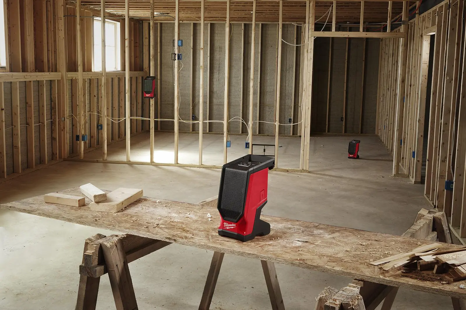 Milwaukee M18 Jobsite Bluetooth Speaker Body Only M18SPEJSG2-0 - Image 8