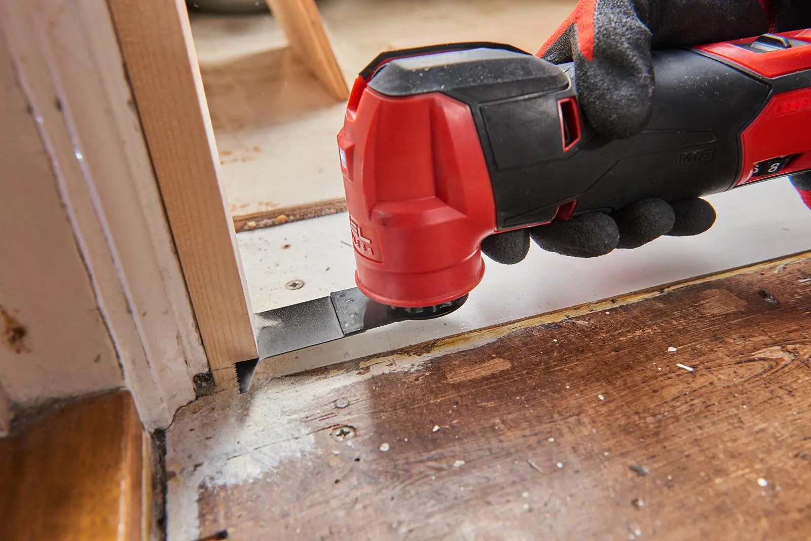 Milwaukee Multi Tool Wood Plunge Cut Cutting Blade 65mm Width x 42mm Length Starlock - Image 4